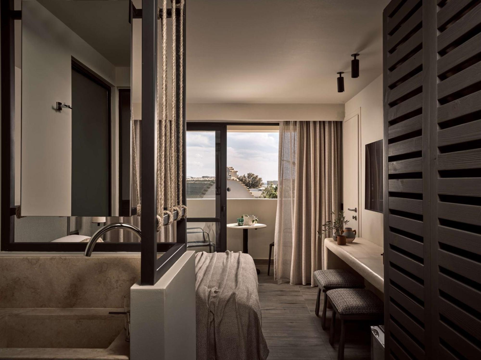 Aterre Retreat king Room Balcony,1527575575:JPEG