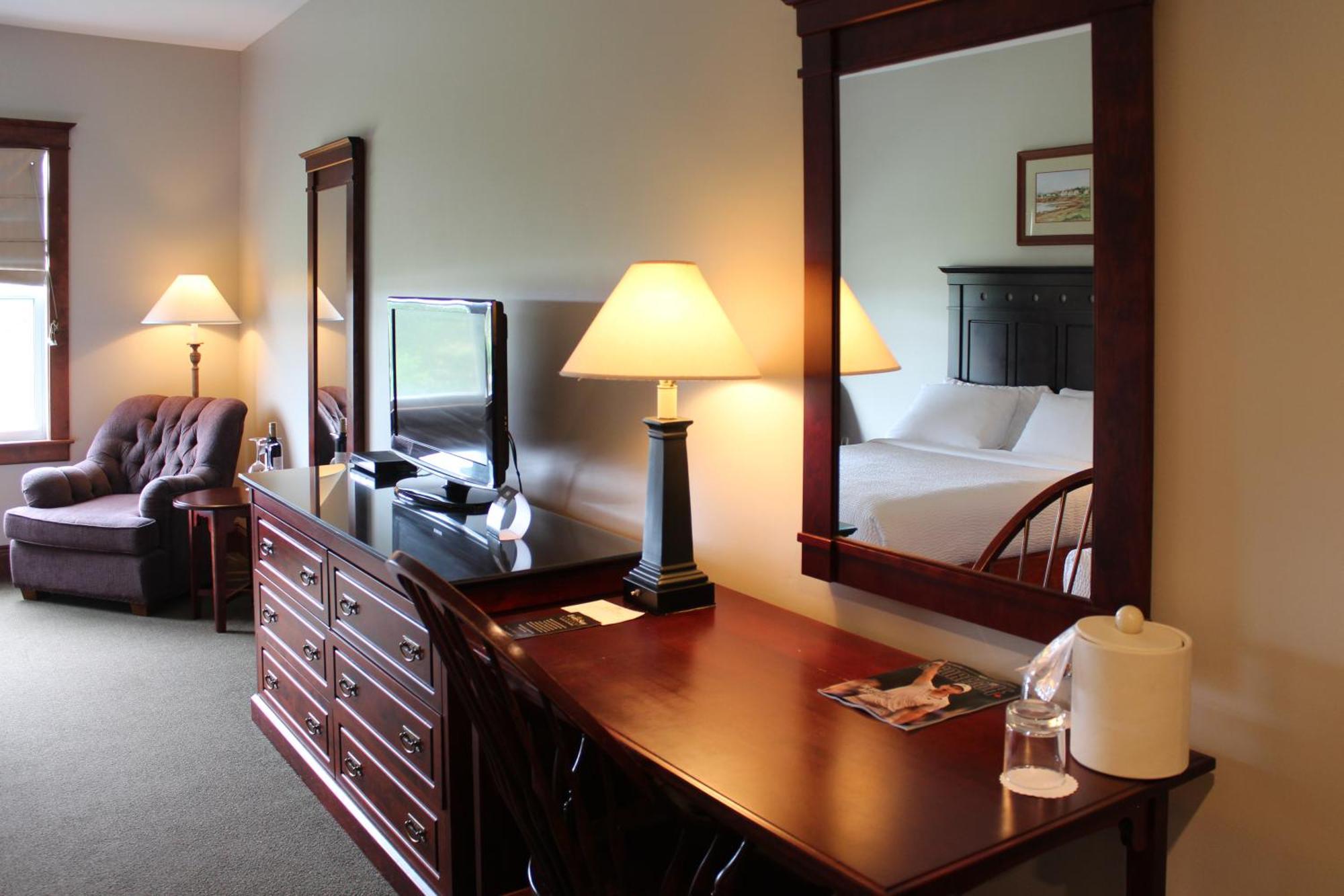 Standard Queen Room with Two Queen Beds