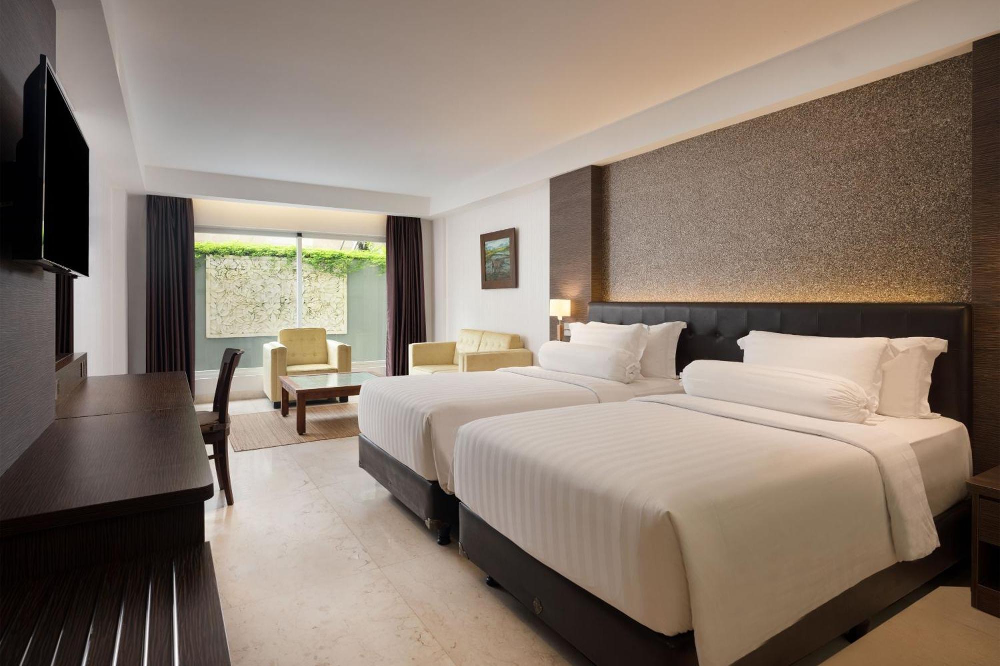 Deluxe Family Twin Room, with FREE daily shuttle to Ubud City, FREE Photo Session, FREE Art Gallery Visit, 24-hour access to Fitness Center, FREE Welcome Drink, and FREE Kids Activities.,1634444872:JPEG