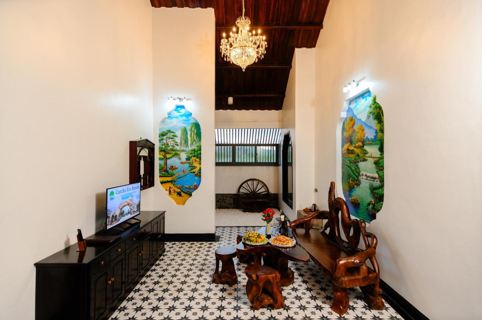 Villa,1540250638:JPEG