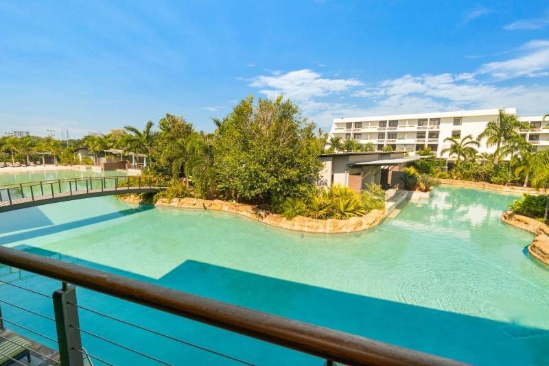 Resort Lagoon King Room