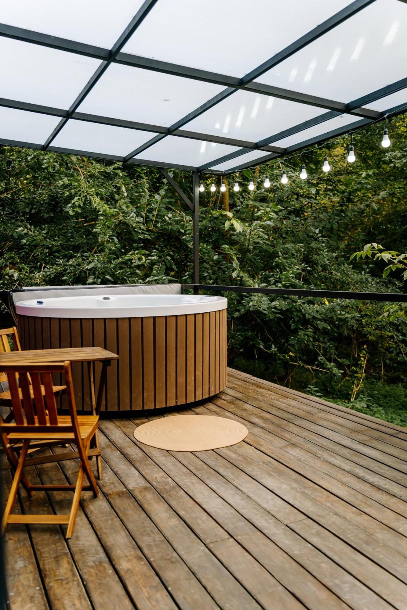 Suite Hot Tub