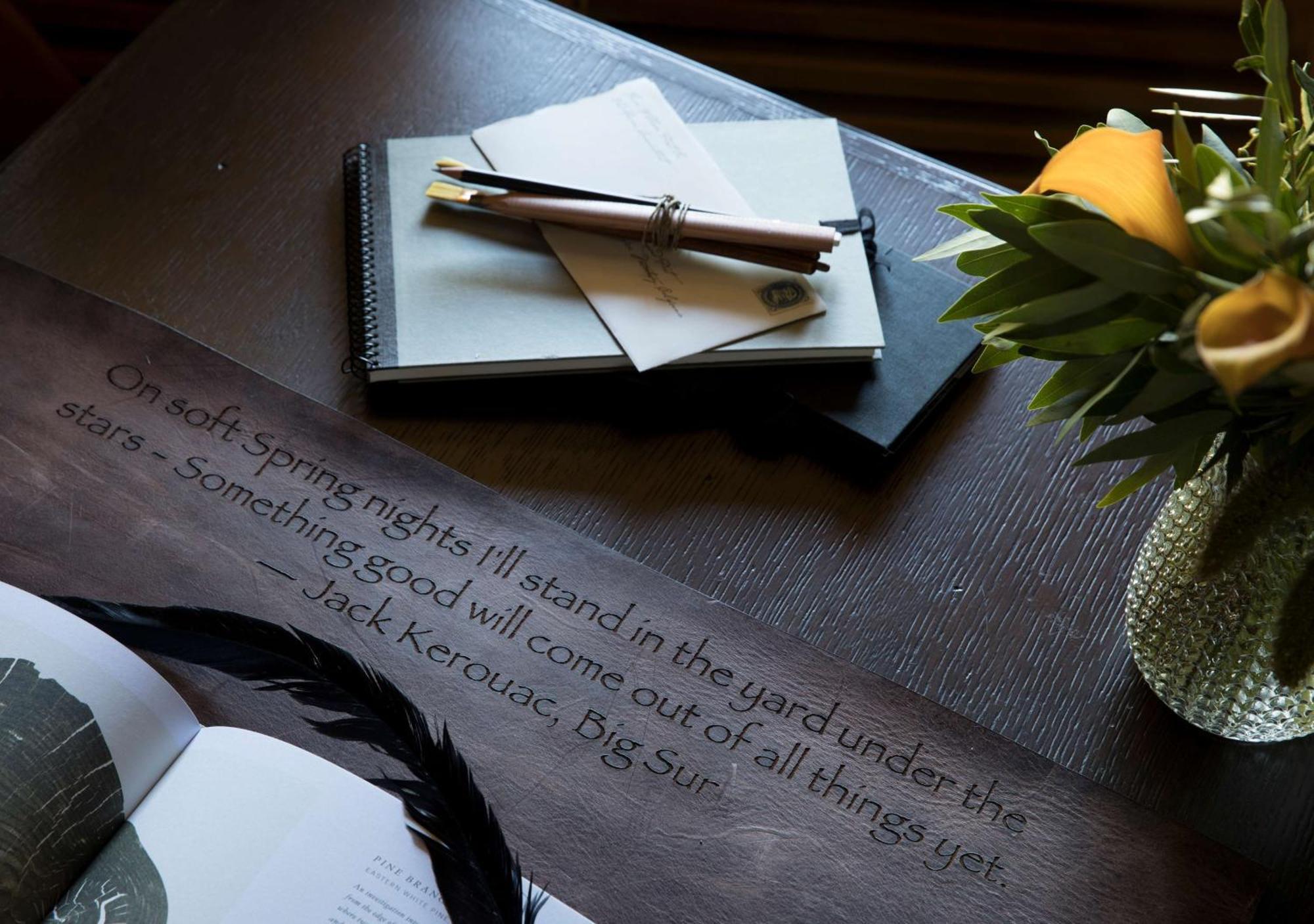 King Room with Fireplace,1703549816:JPEG