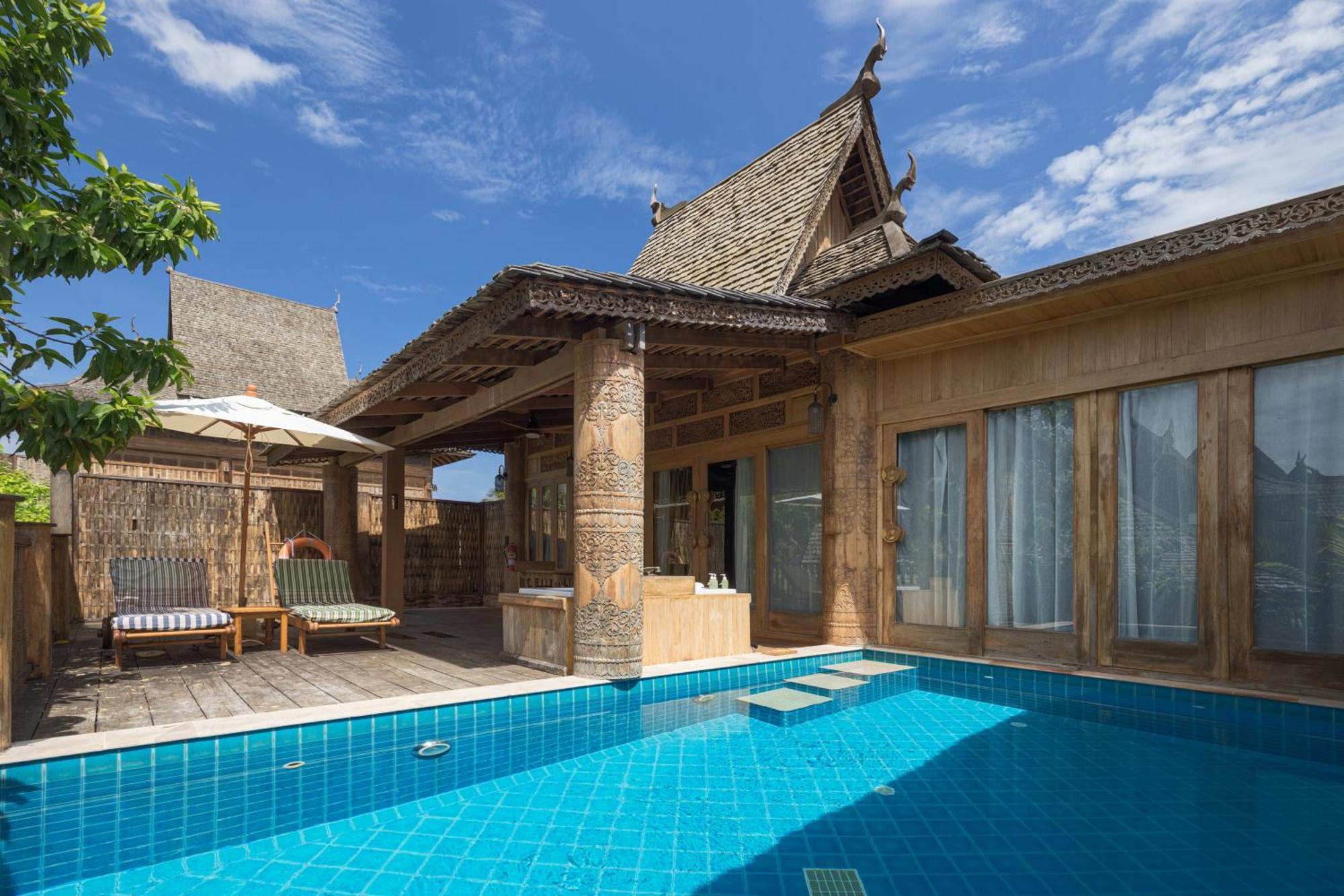 Deluxe Pool Villa Plus Round Trip Phuket Airport Transfer,1284122203:JPEG
