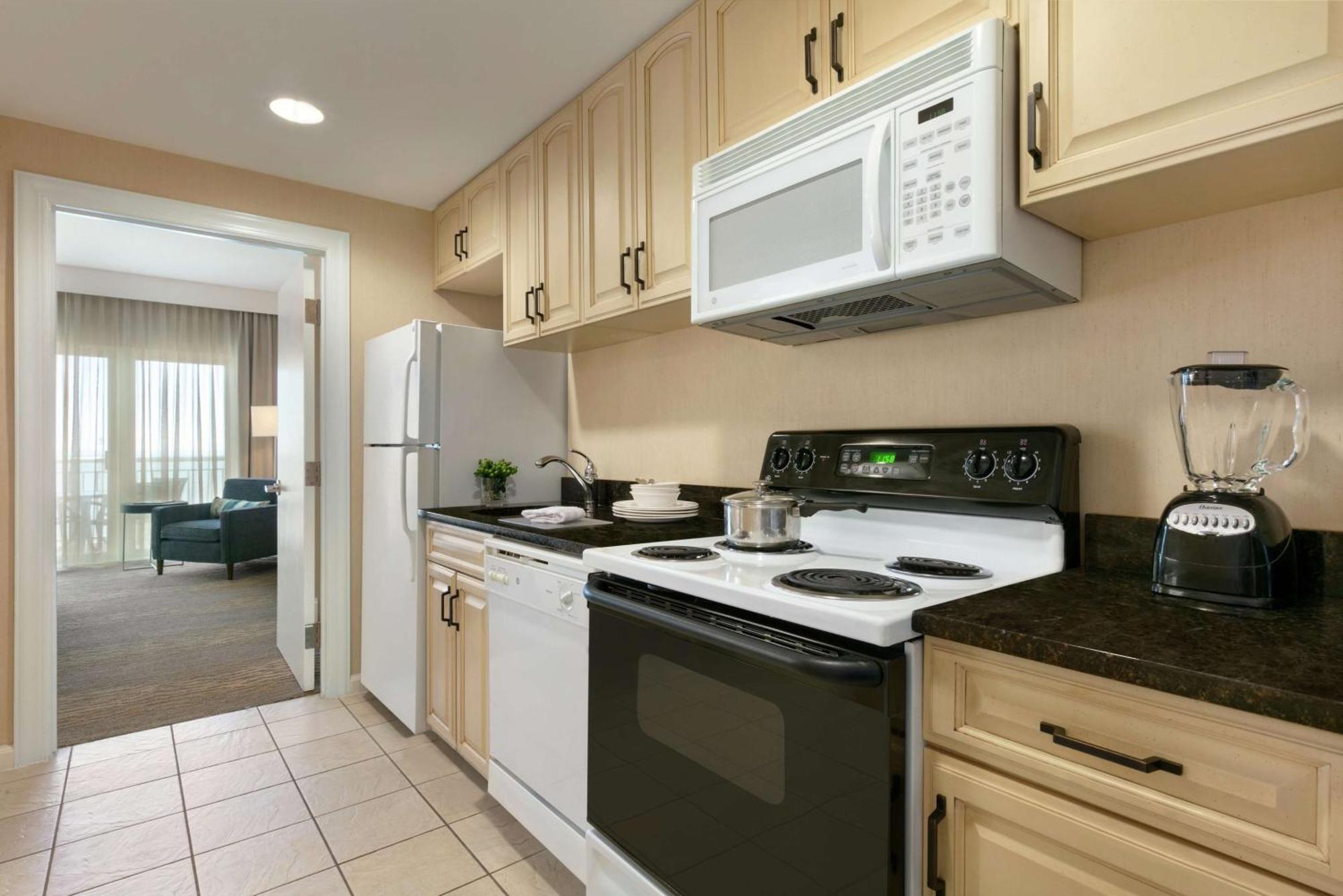 Queen Suite with Two Queen Beds - Oceanfront,1551446359:JPEG