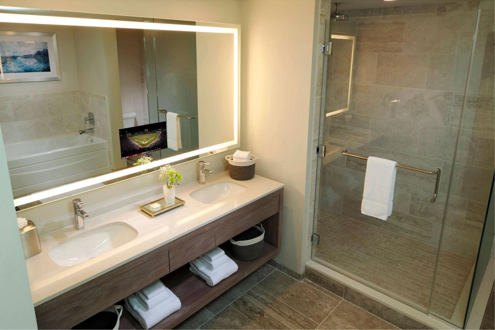 Two-Bedroom Suite with Sofa Bed and Ocean View,1623683350:JPEG