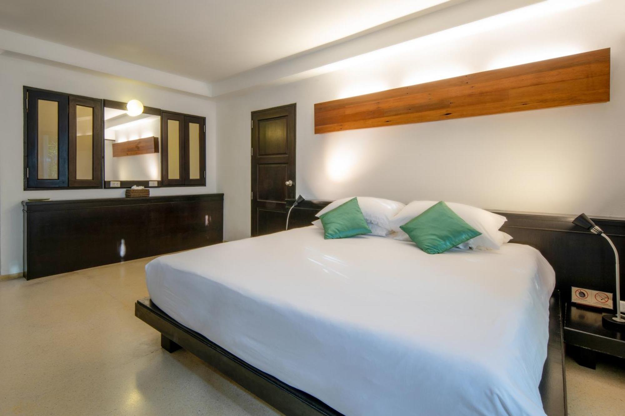 Double Room with Garden View,1551918304:JPEG