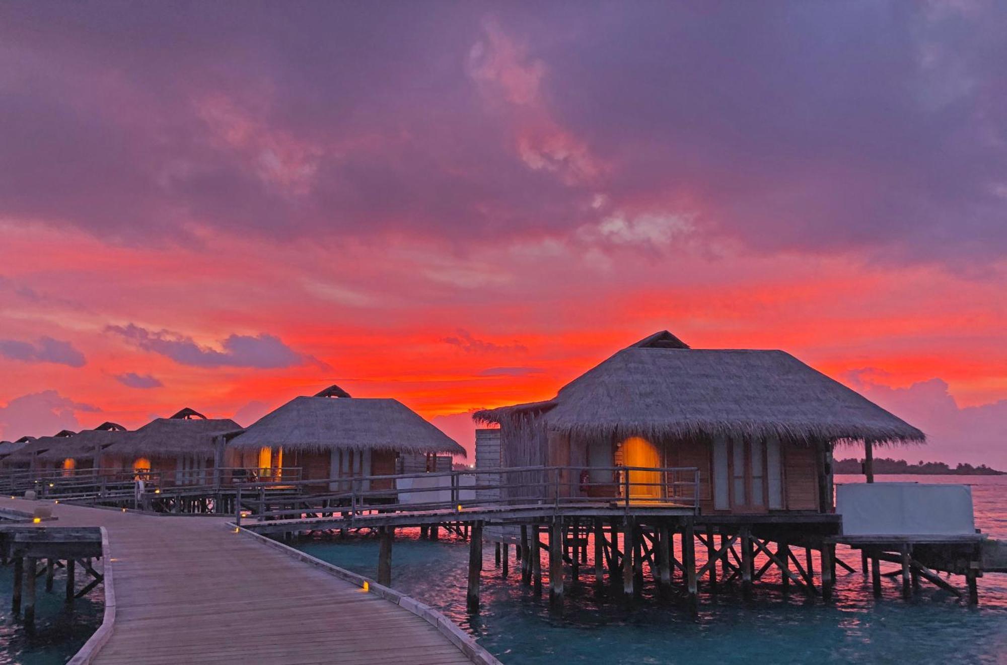 Sunset Laamu Water Villa