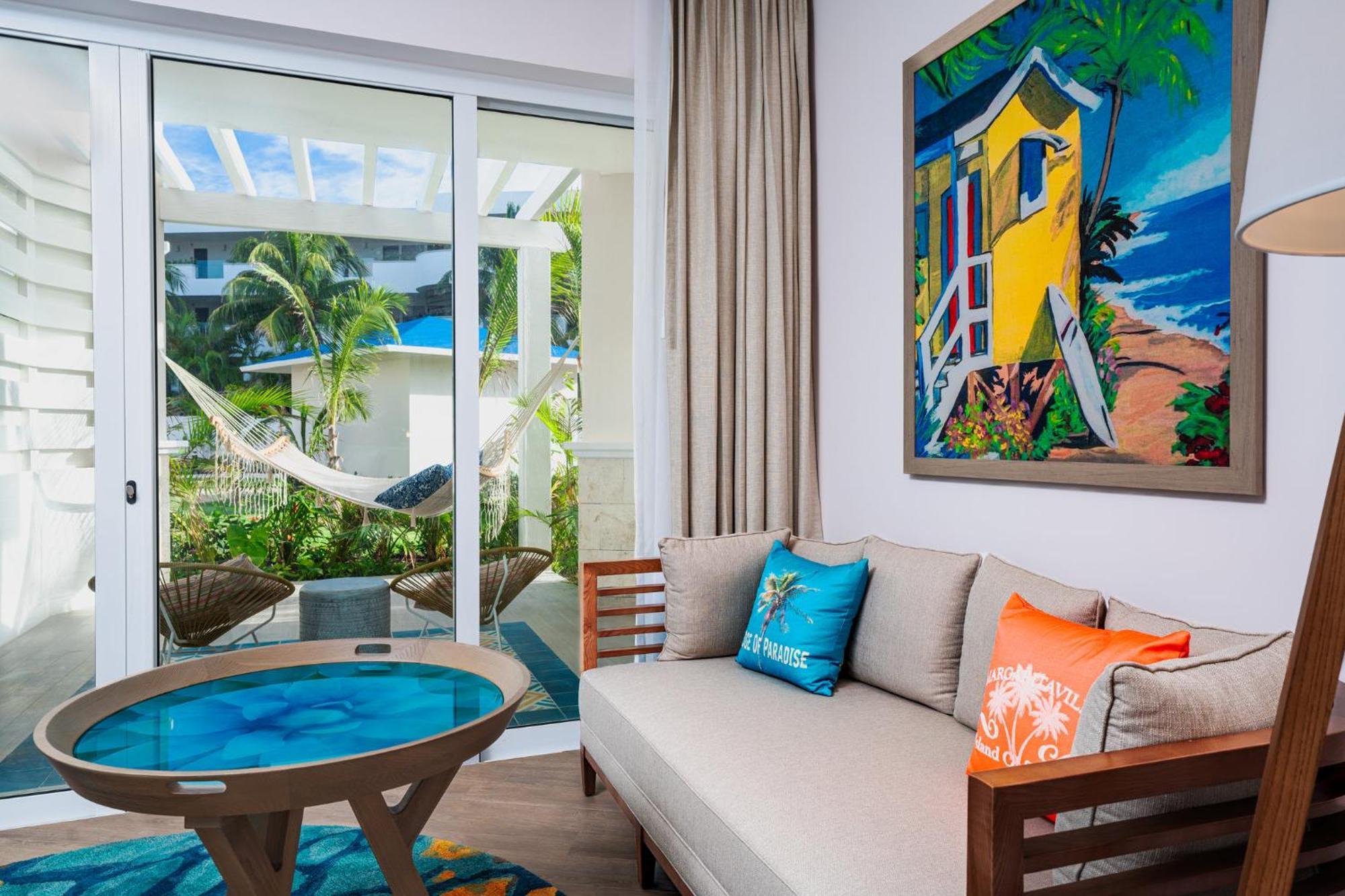 Island Oasis Suite,1743550434:JPEG