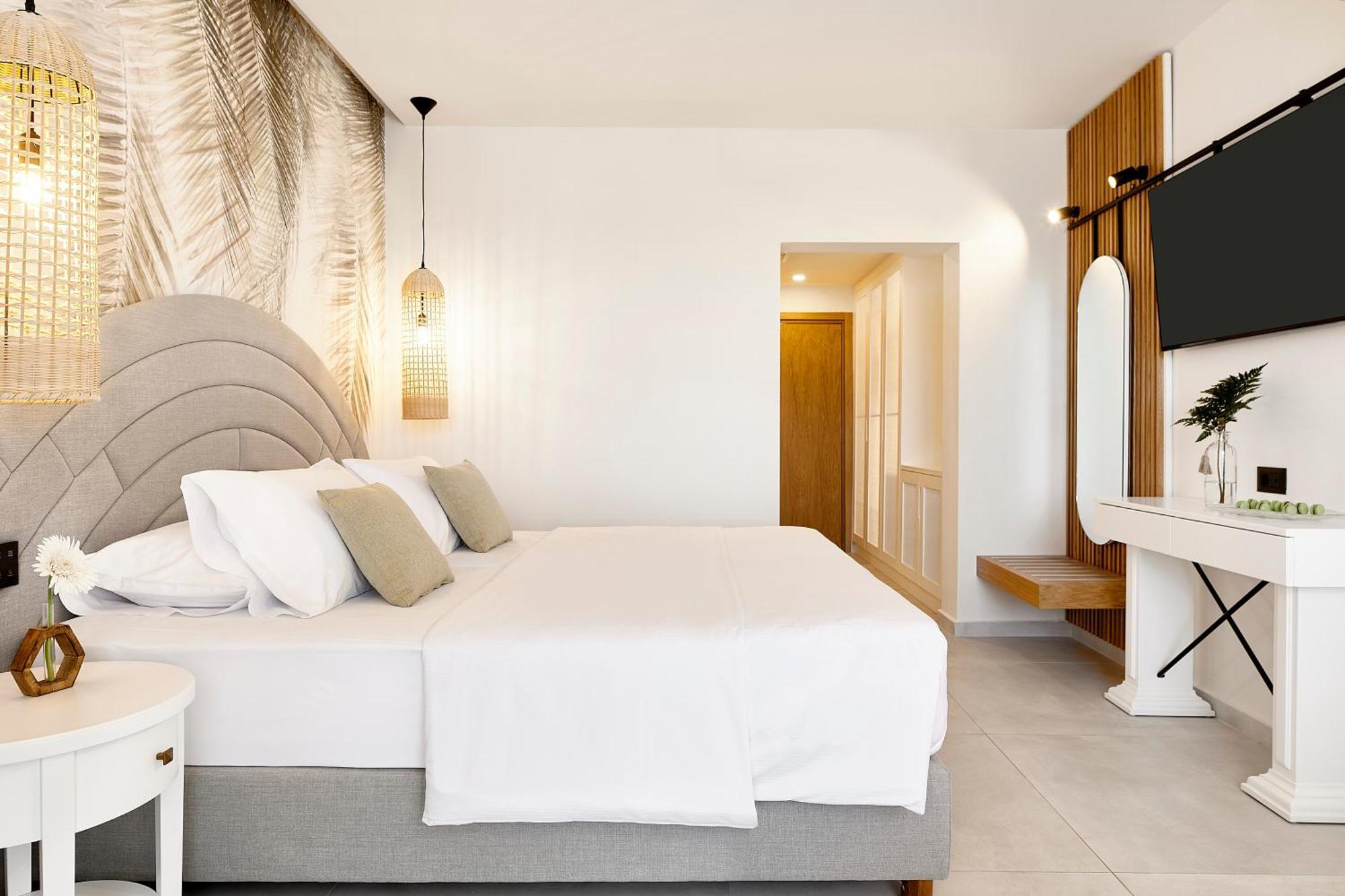 Double Room with Sea View,1554975802:JPEG