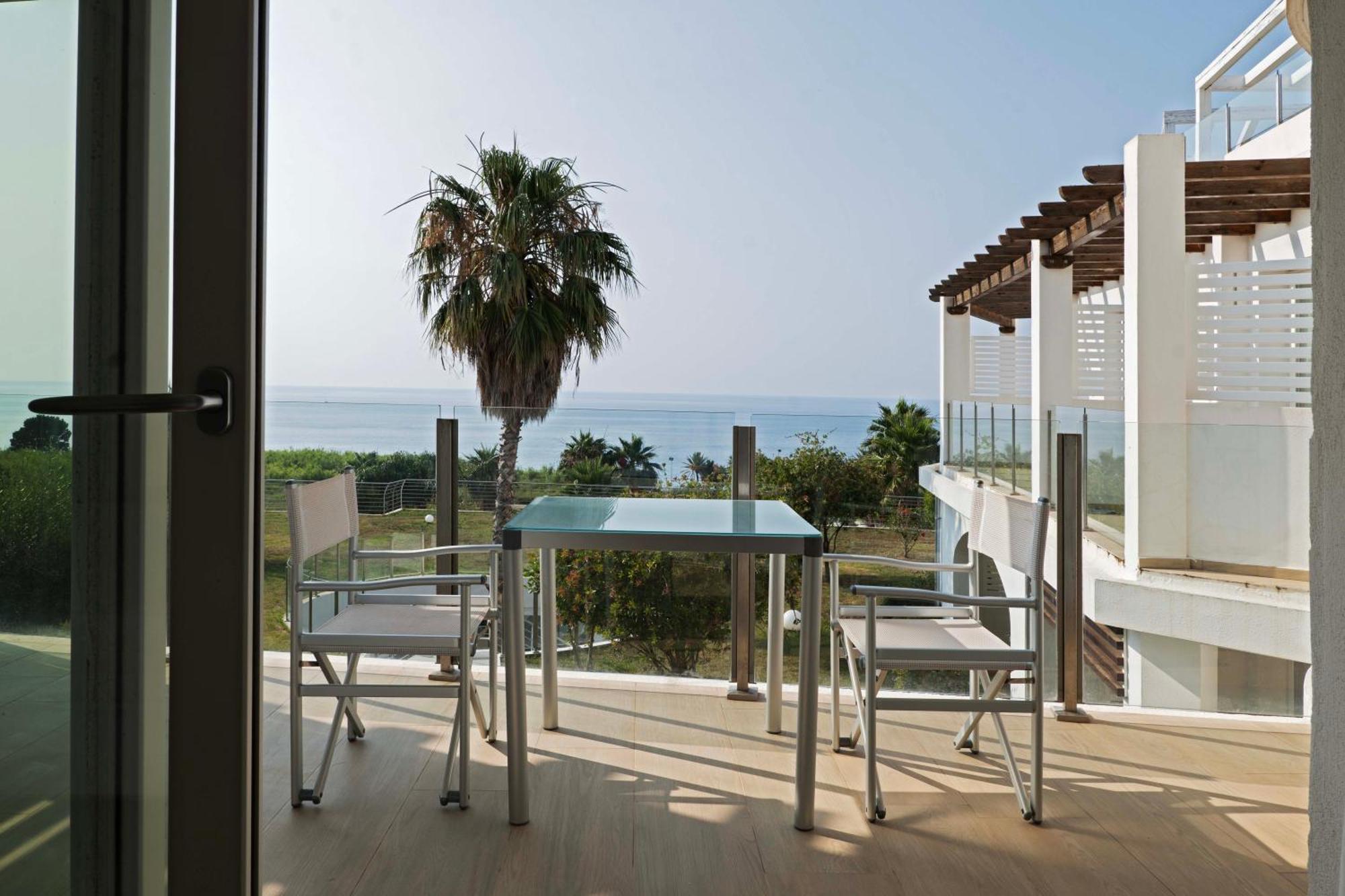 Superior Double or Twin Room,1555884646:JPEG