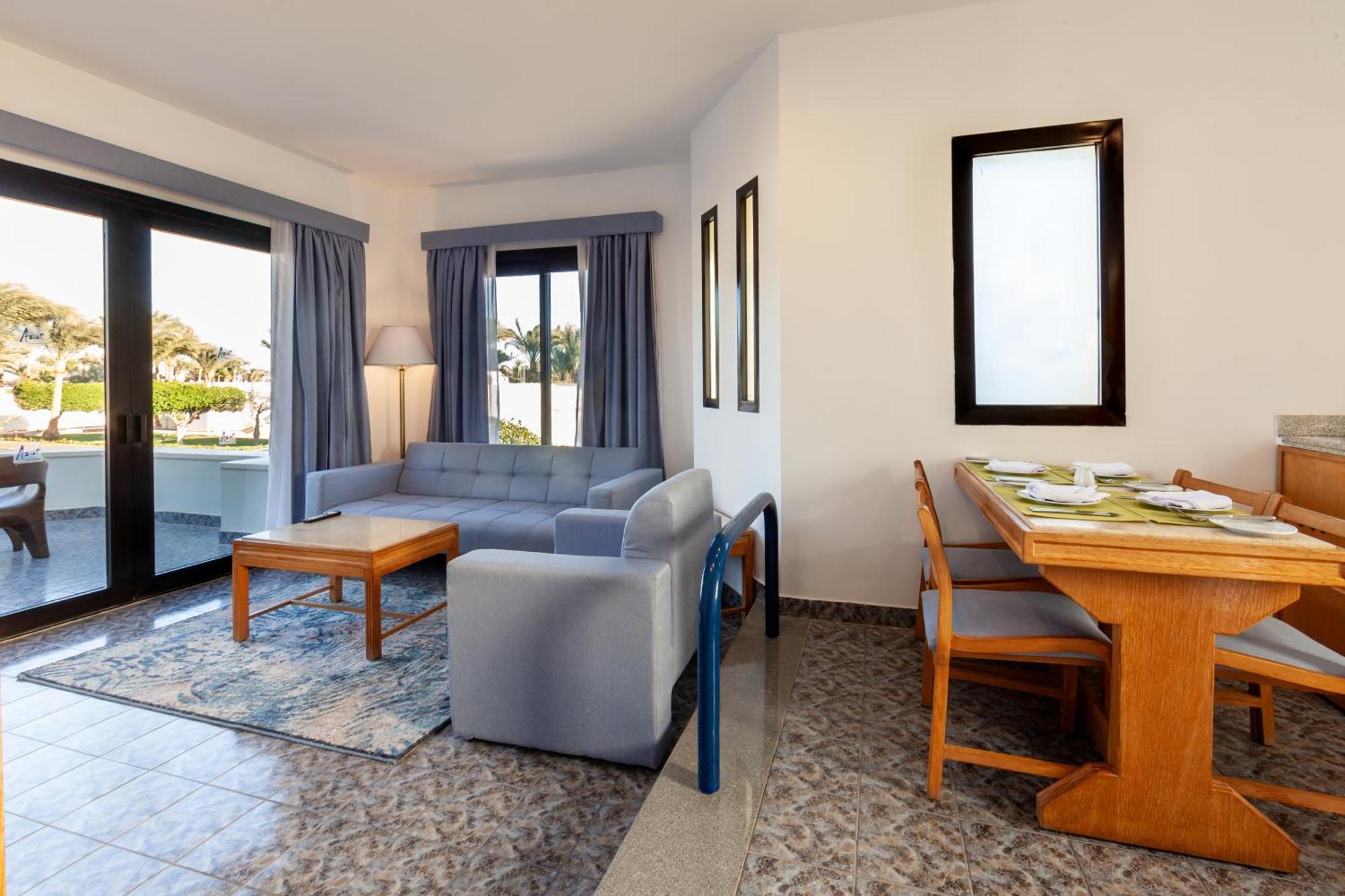 One-Bedroom Bungalow (2 Adults),1563290338:JPEG