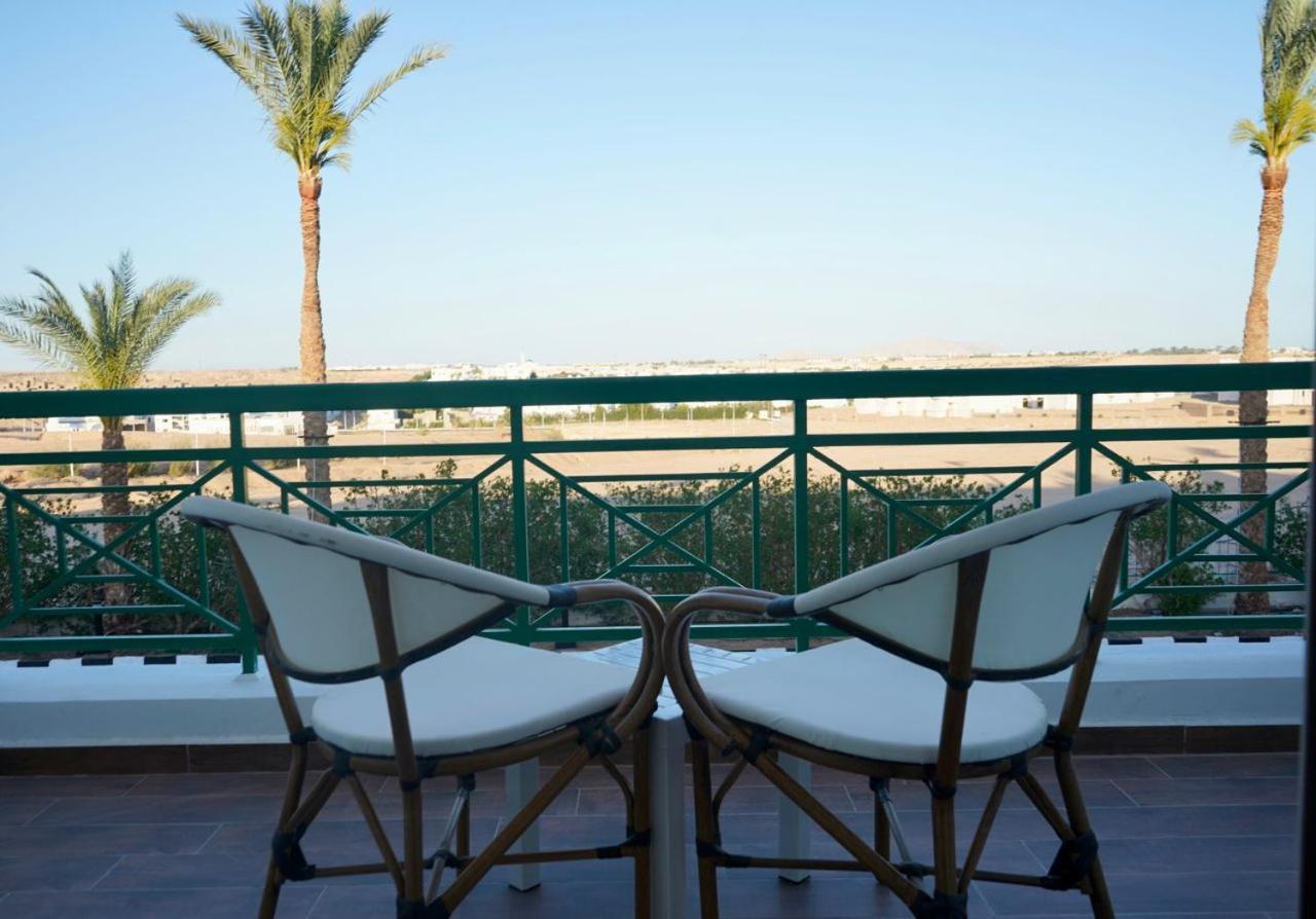 Deluxe Double or Twin Room with Garden View