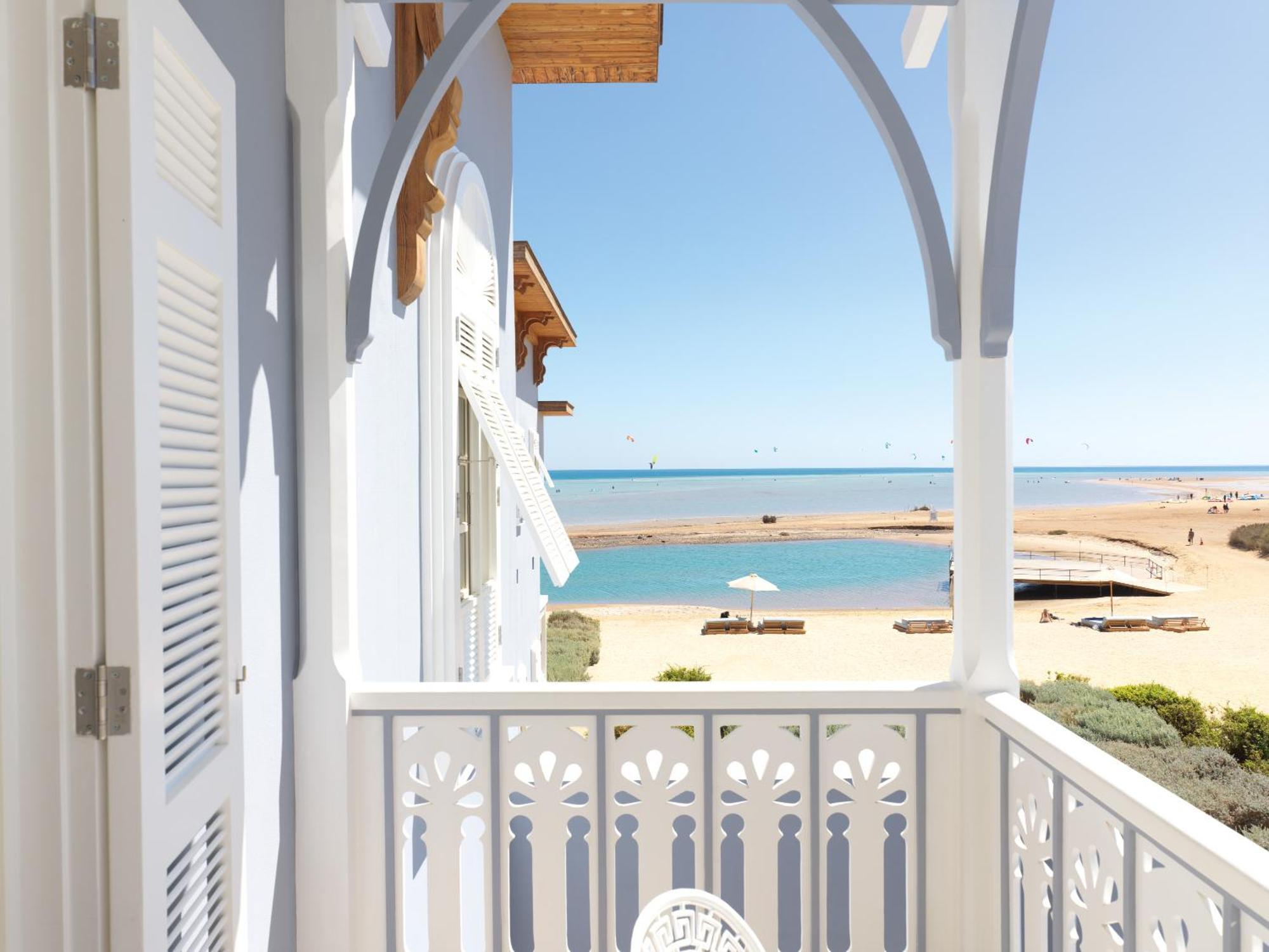 Super Premium Suite with Sea View,1565579221:JPEG