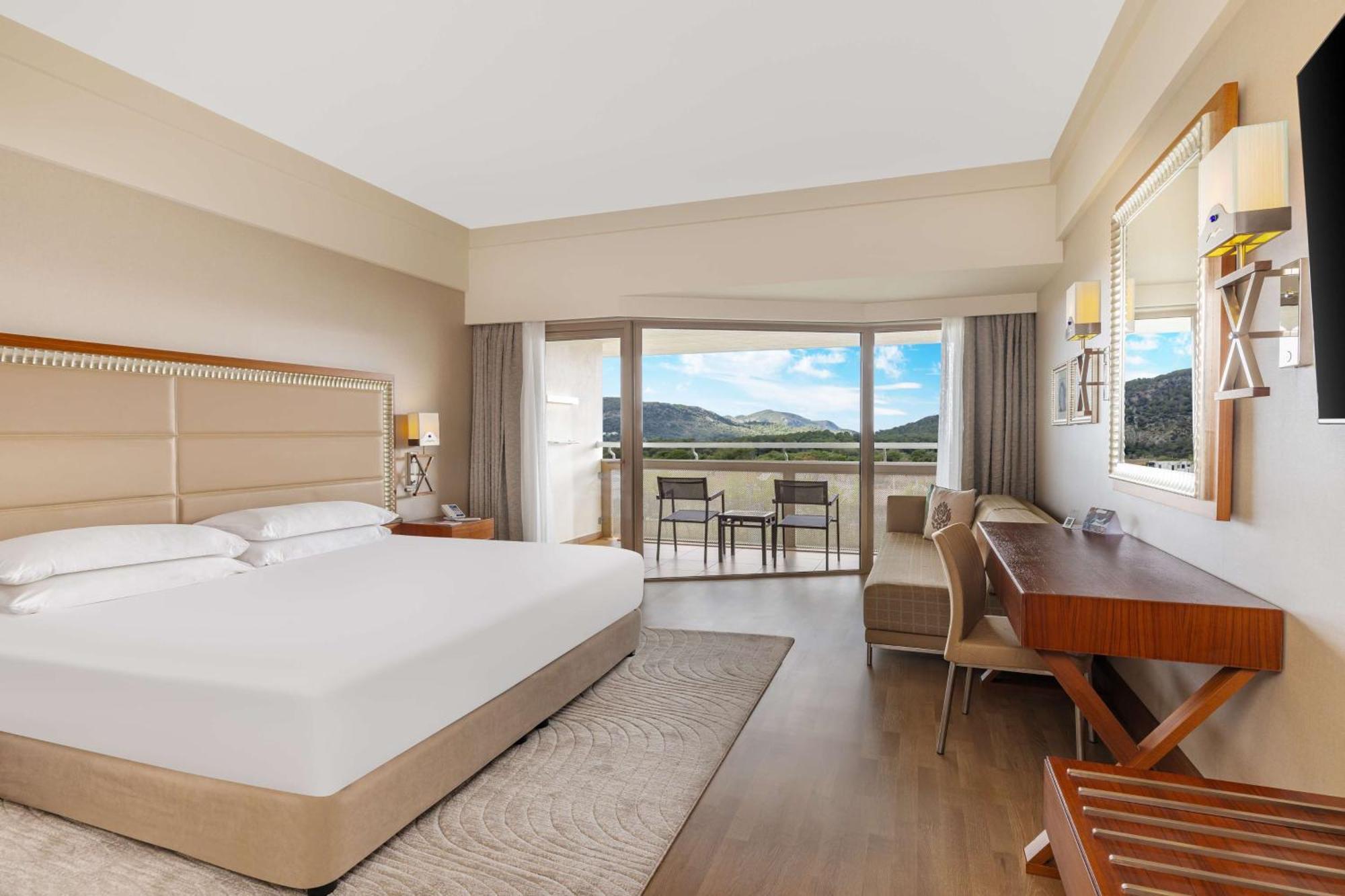 King Room with Garden View,1566971021:JPEG