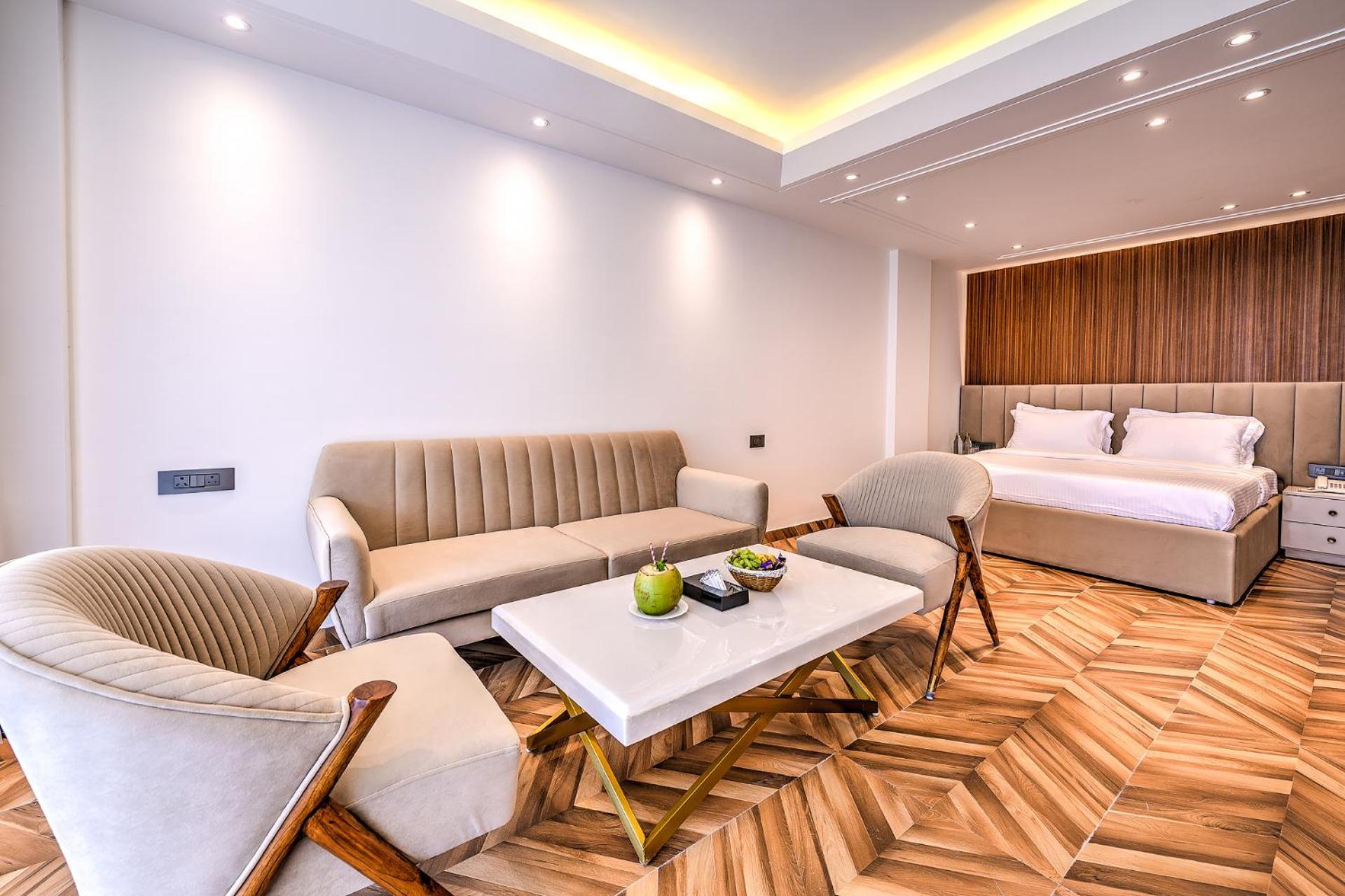 Deluxe Double Room with Balcony and Sea View,1567000766:JPEG