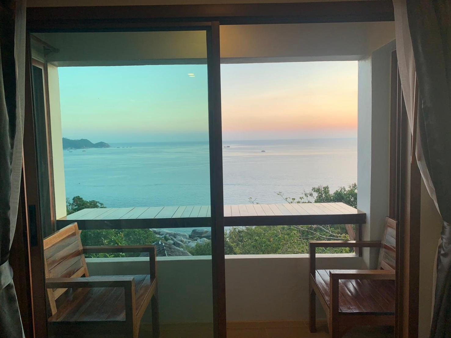 Studio with Sea View,1572649481:JPEG