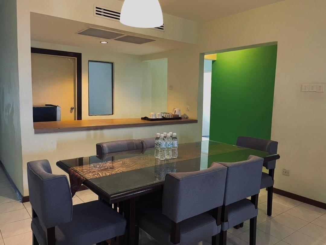 Condo 3 Rooms
