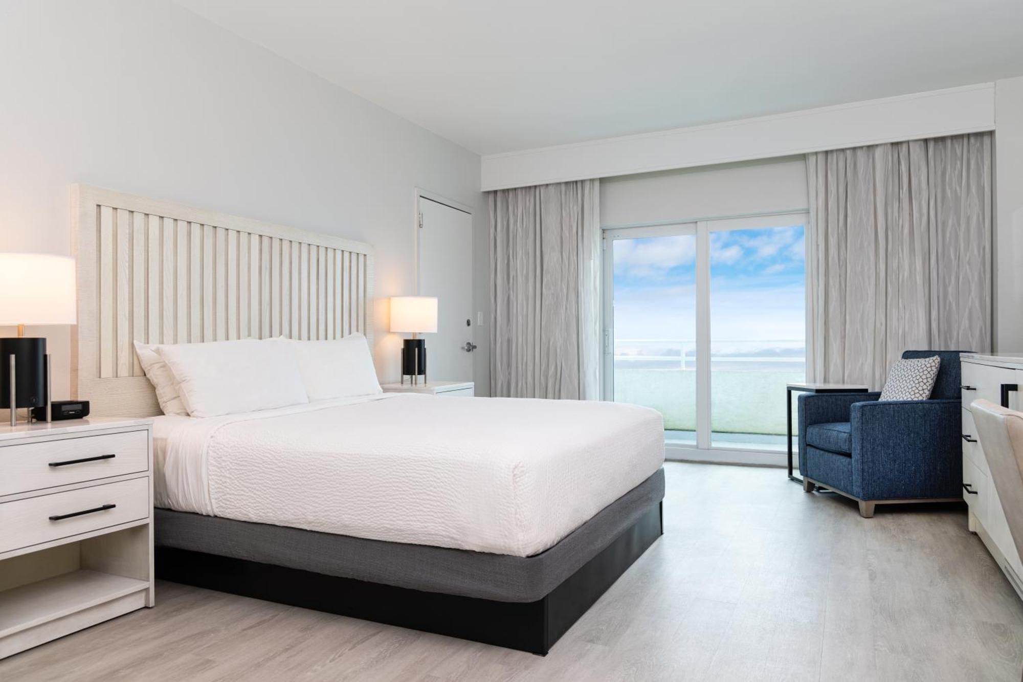 King Room Sea View,1709503817:JPEG