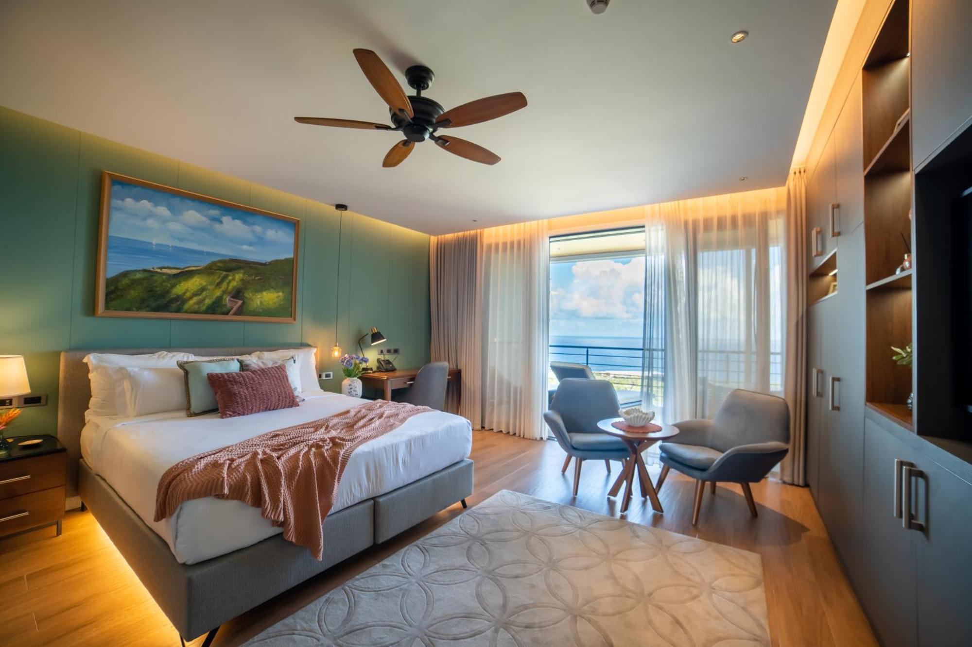 Deluxe Ocean Room Ground Floor