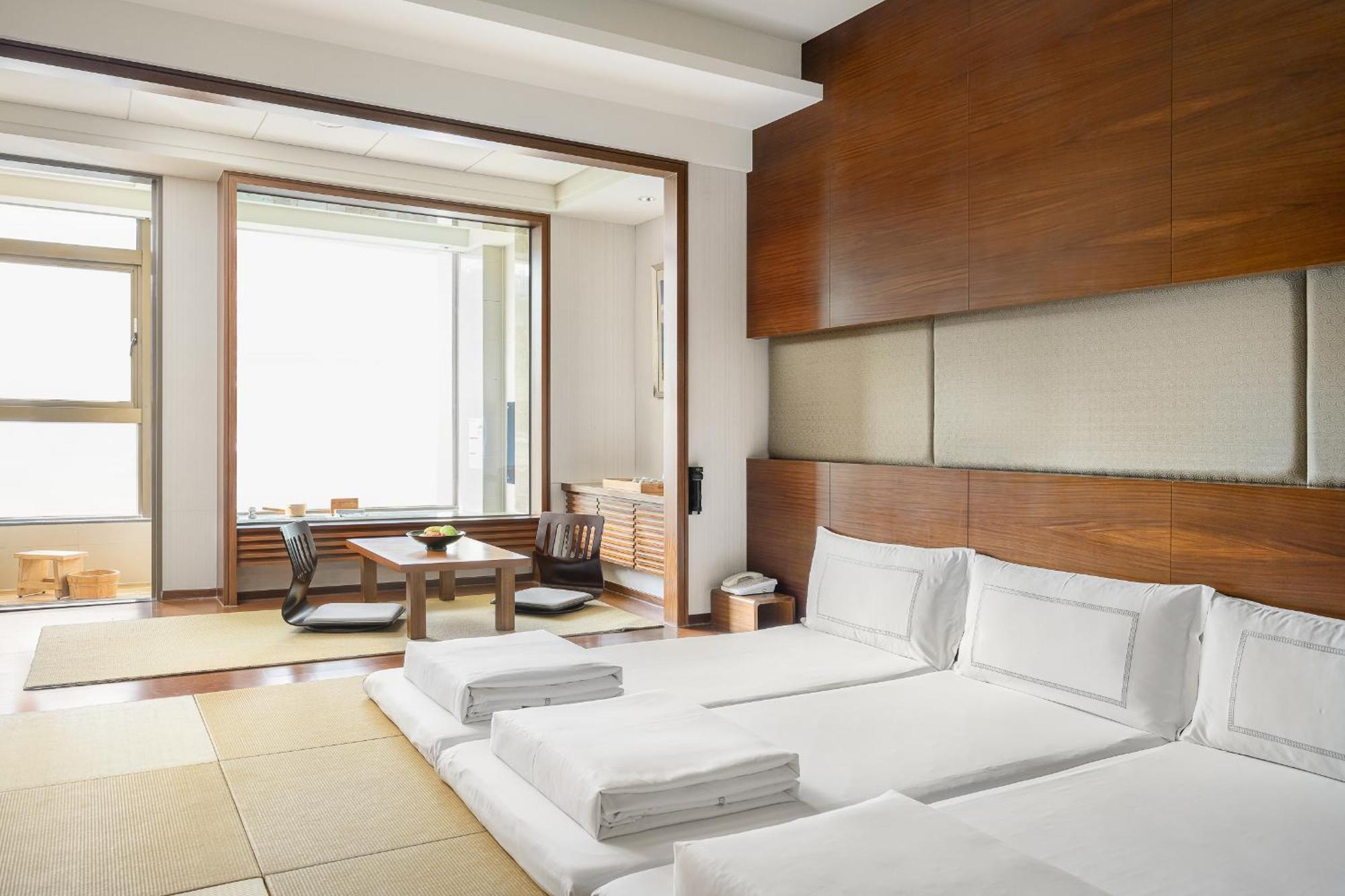 Japanese Triple Room,1578383633:JPEG