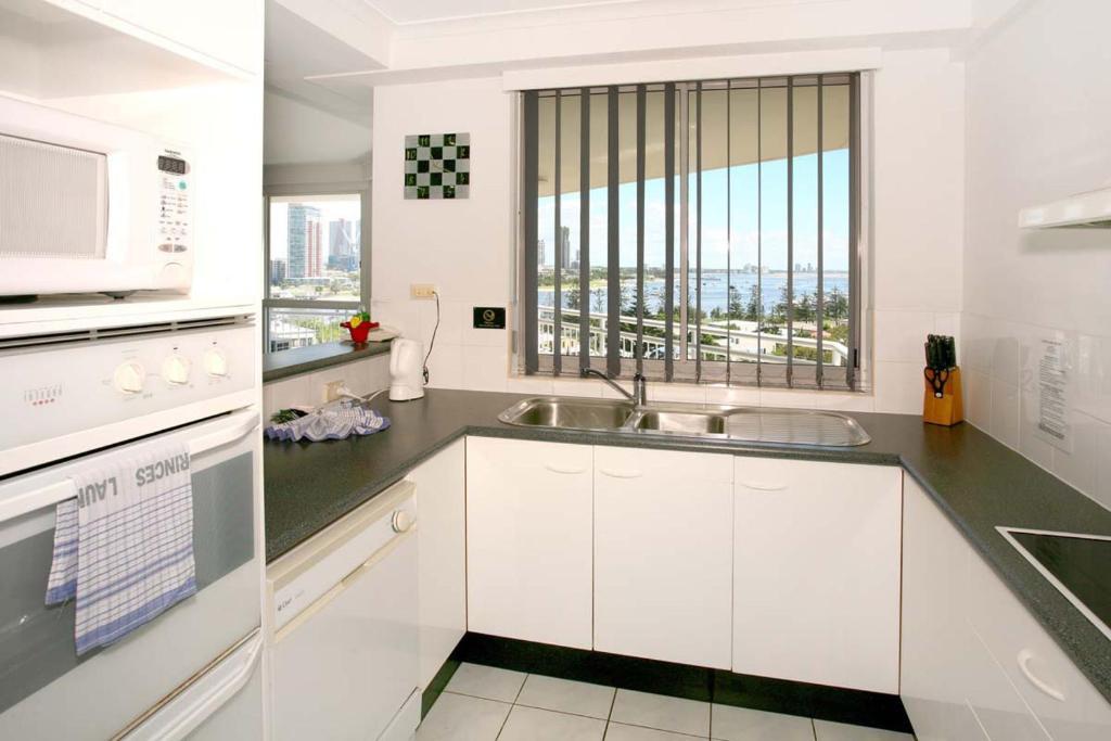 Standard Two-Bedroom Apartment,15876602:JPEG