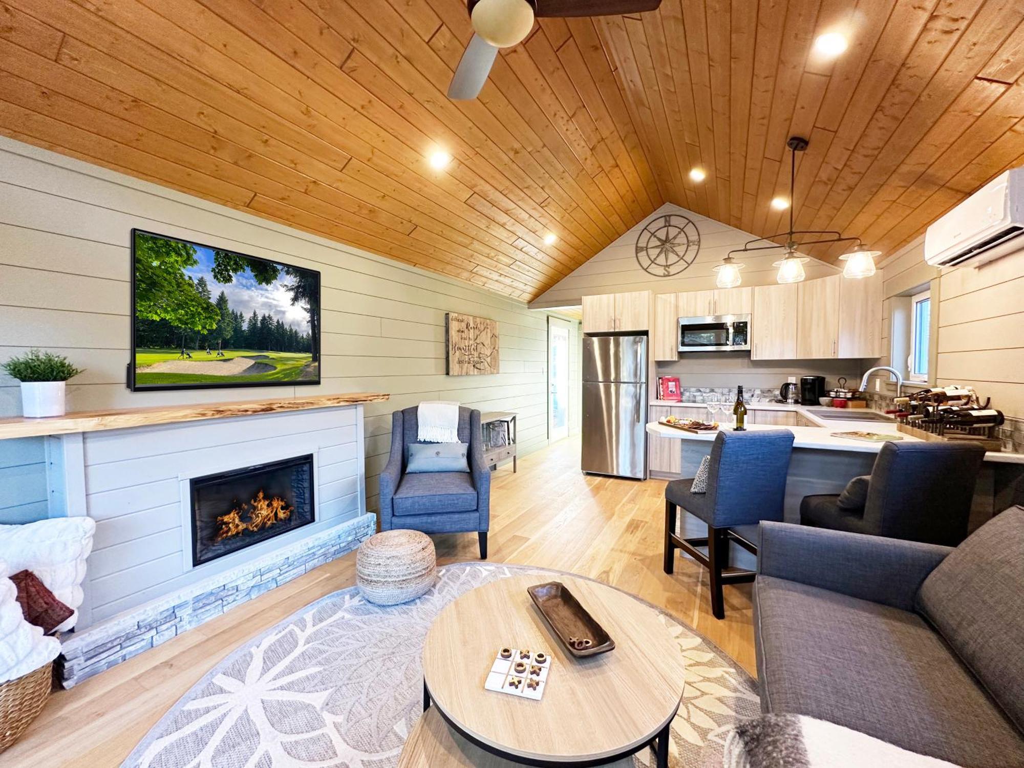 King Suite,1583092992:JPEG