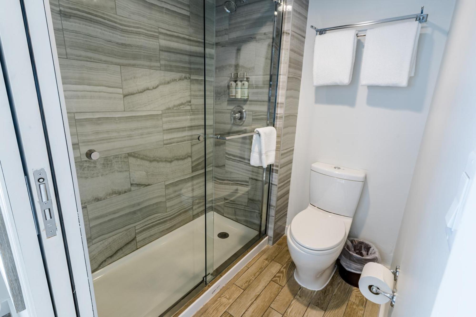 Suite with Terrace,1584442062:JPEG