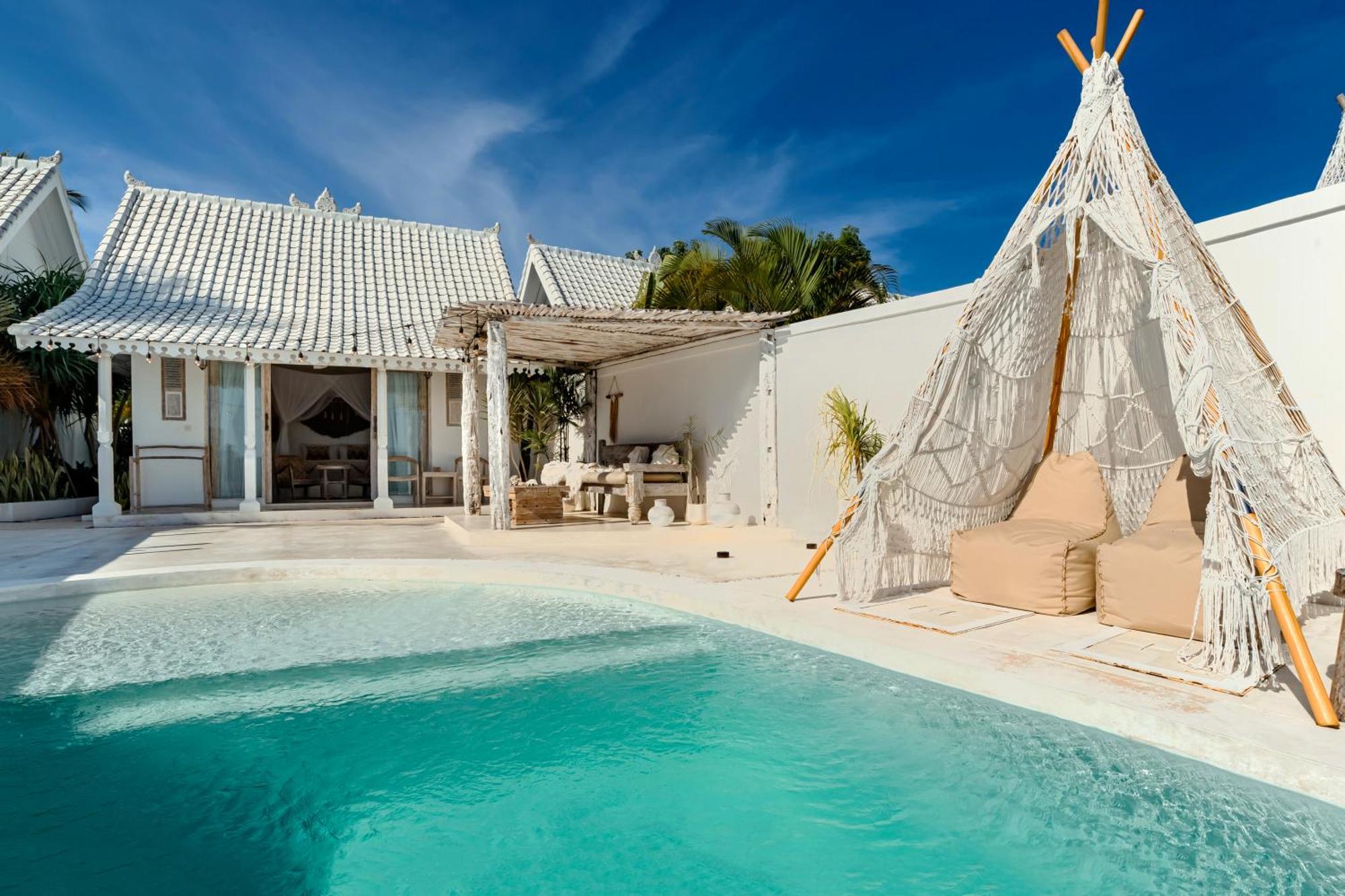 Suite with Private Pool