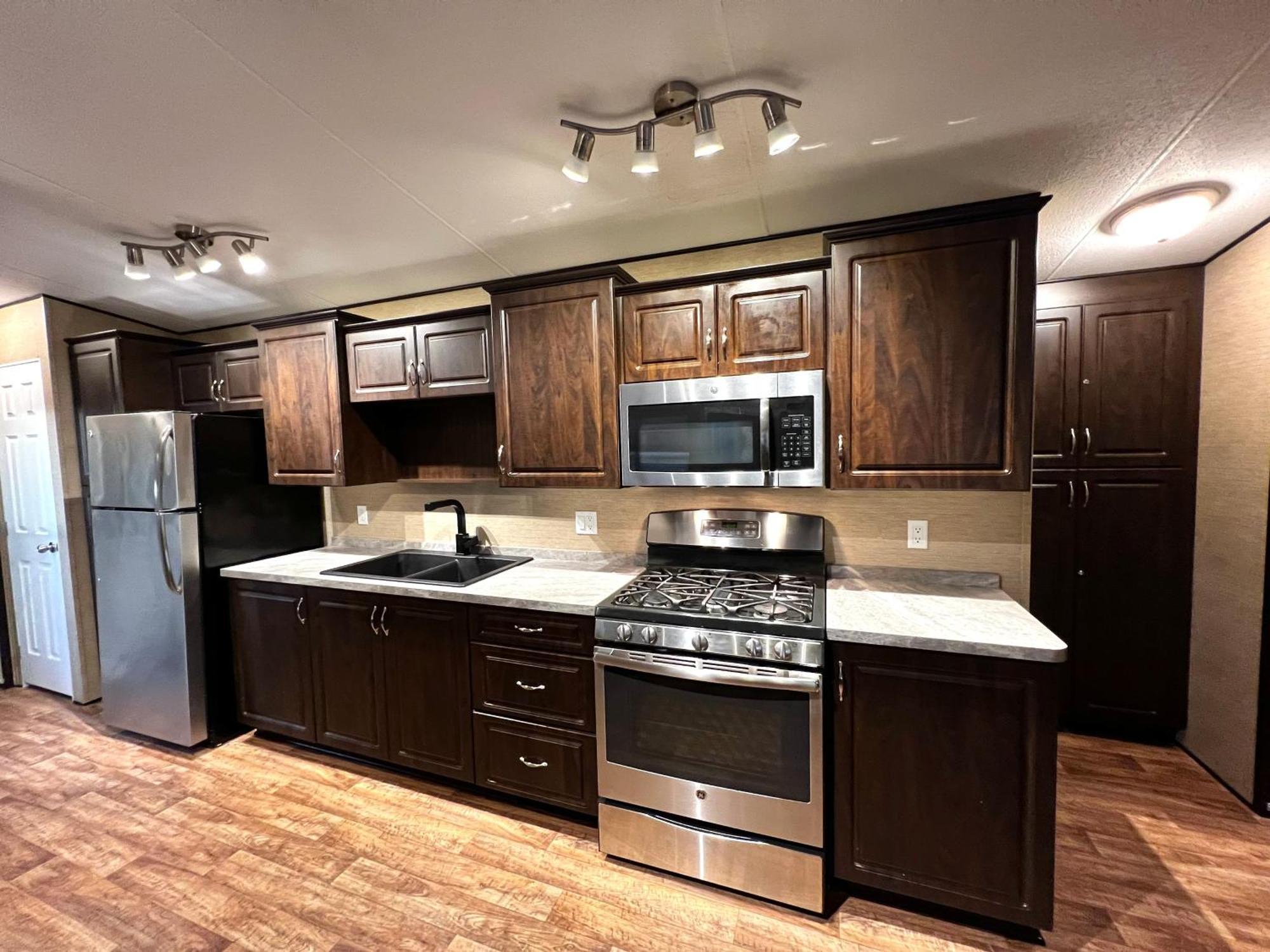 Three-Bedroom House,1584918162:JPEG