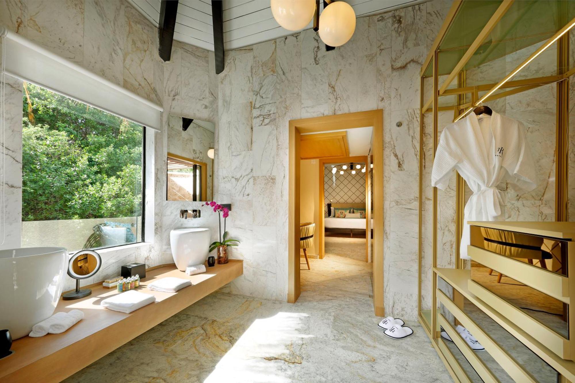 Romance Bungalow by the lake,1588054926:JPEG