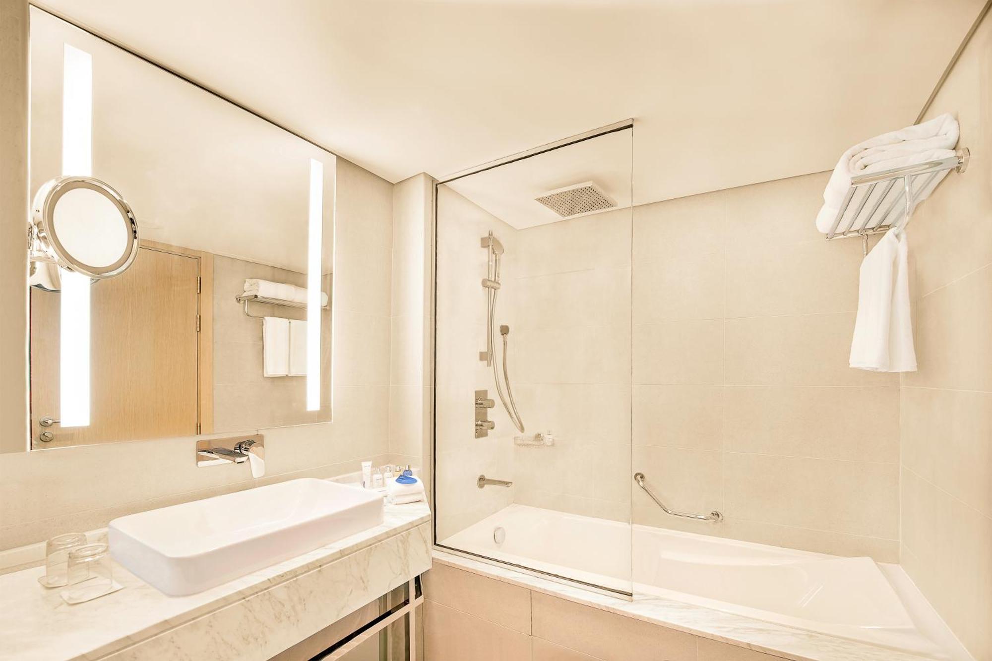 Executive Room Lounge Access Including Complimentary access to Surf Pool Adventure Park Wave Pool Lazy River,1589331168:JPEG