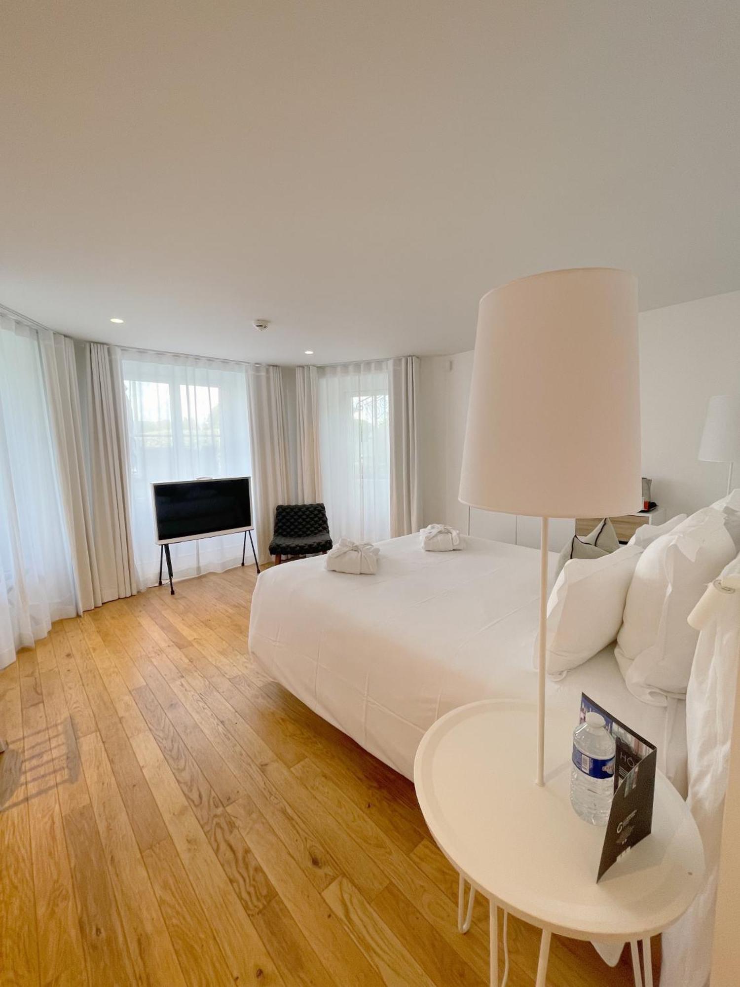 Chambre Double - Accessible aux Personnes à Mobilité Réduite