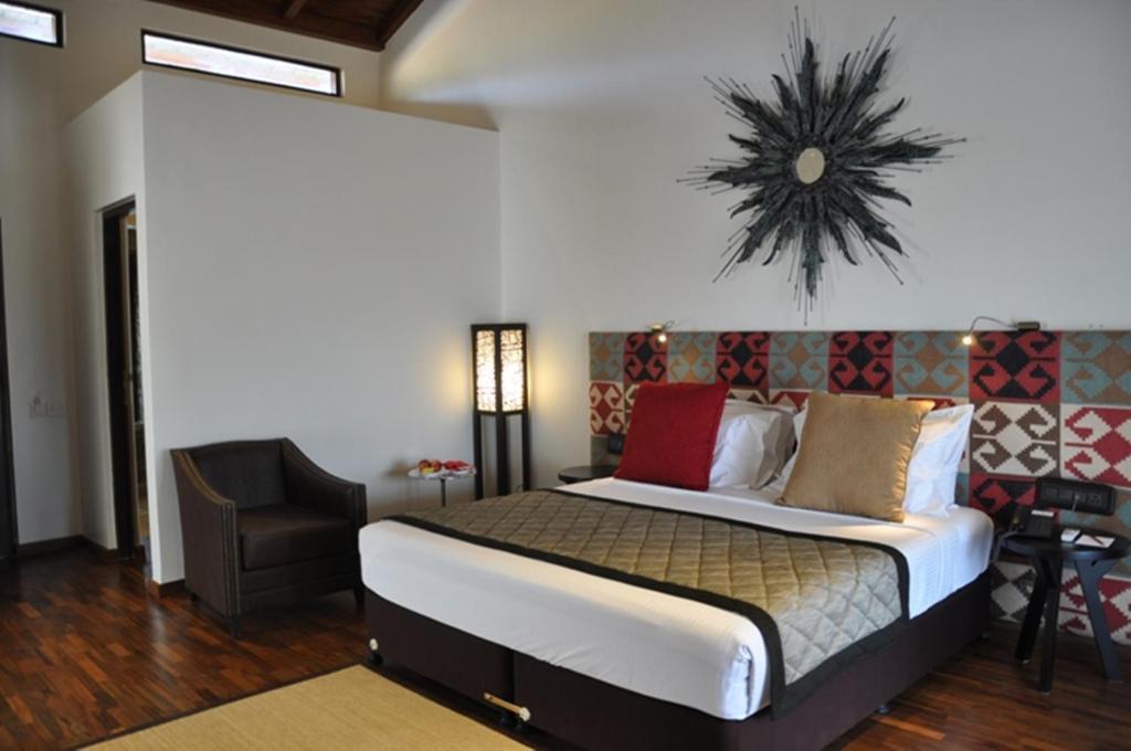 Courtyard Room,120274182:JPEG