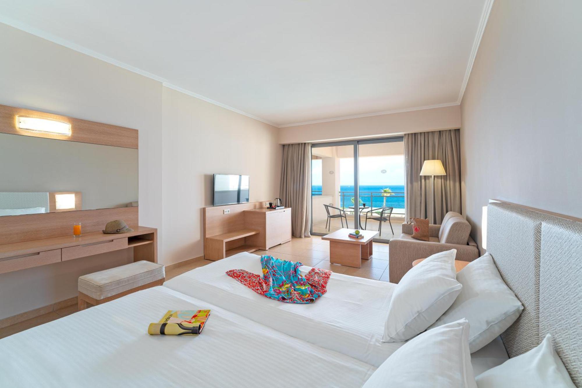 Superior Twin Room Sea View,1590348838:JPEG