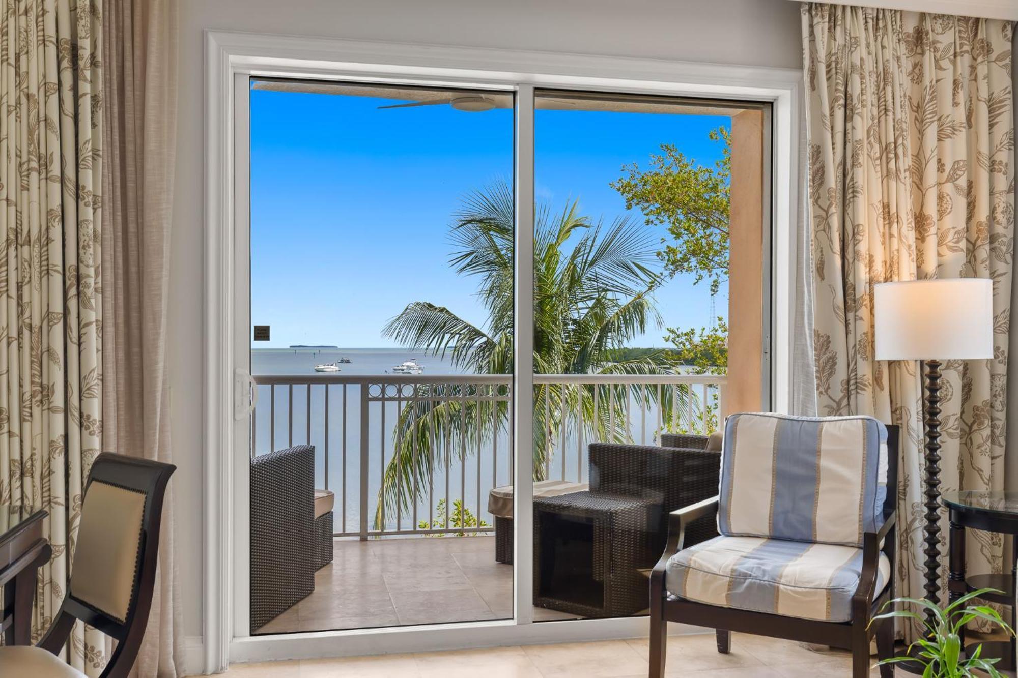 Ocean Front 1BR Suite
