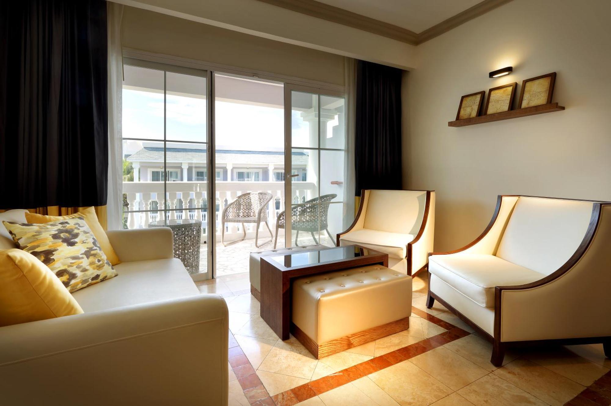 Junior Suite Beachside,327040603:JPEG