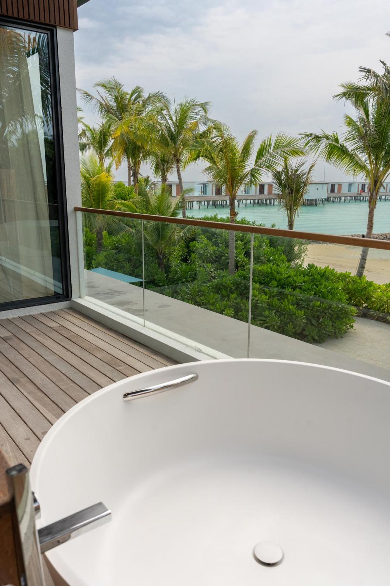 Loft 2 Chambres sur Plage avec Piscine - Vue sur Lagon
