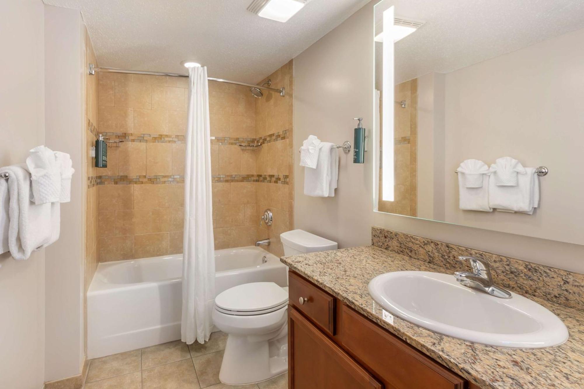 One-Bedroom King Suite with Sofa Bed - Ocean Front,1603050968:JPEG