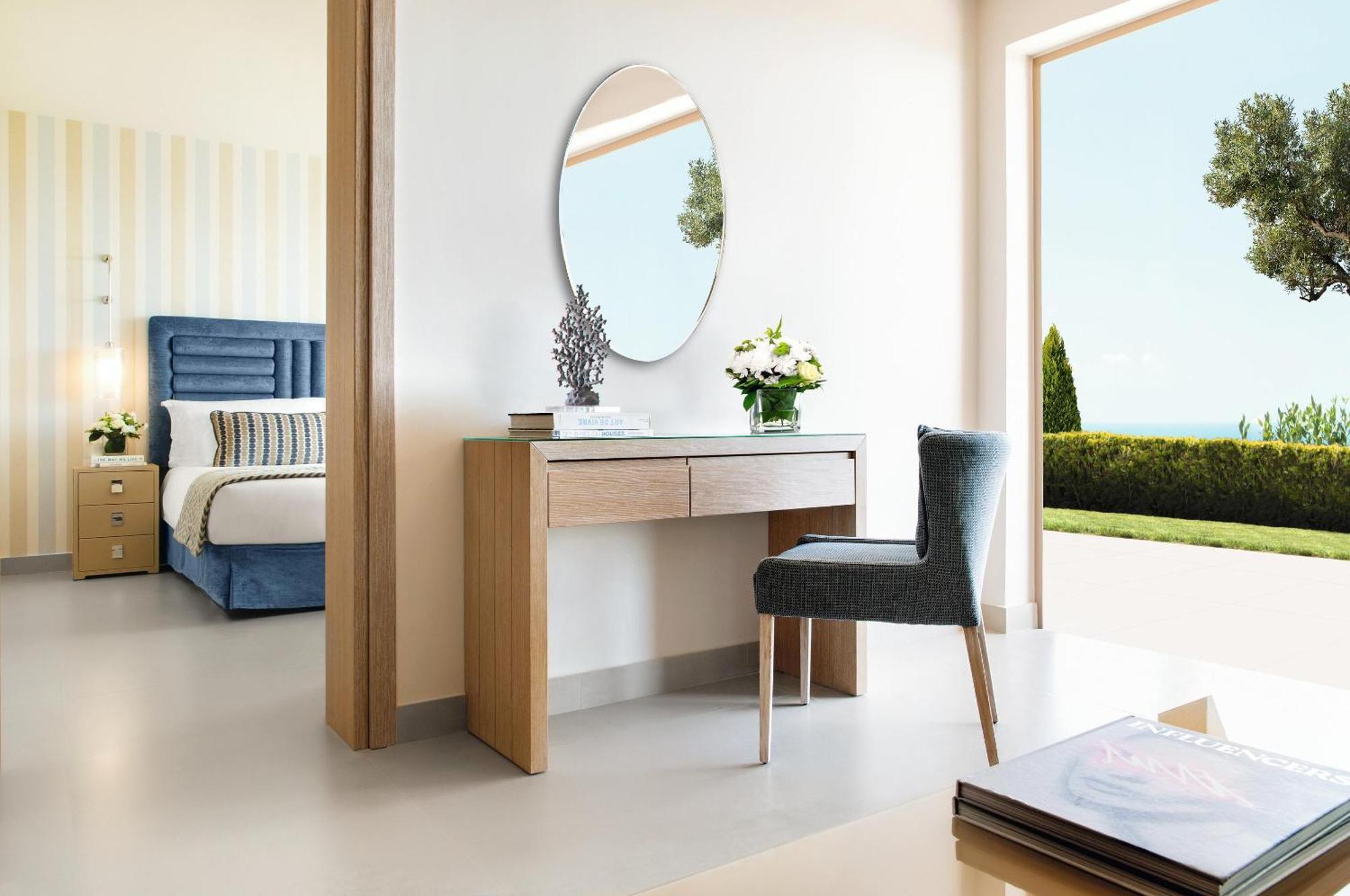 One Bedroom Family Suite with Private Garden & Sea View,1603730430:JPEG