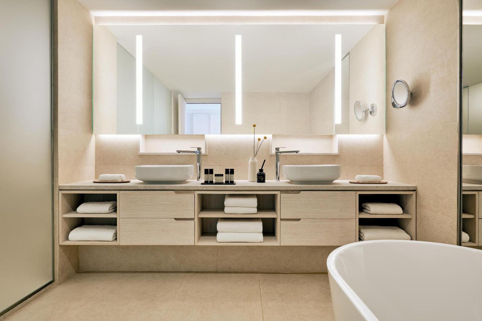 Junior Suite with Sea View,1603777541:JPEG