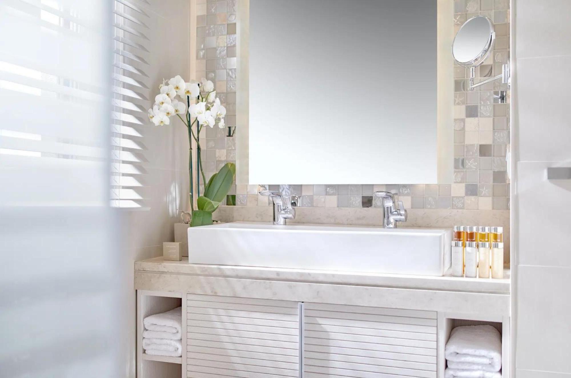 Superior Double Room with Inland View,1604072274:JPEG