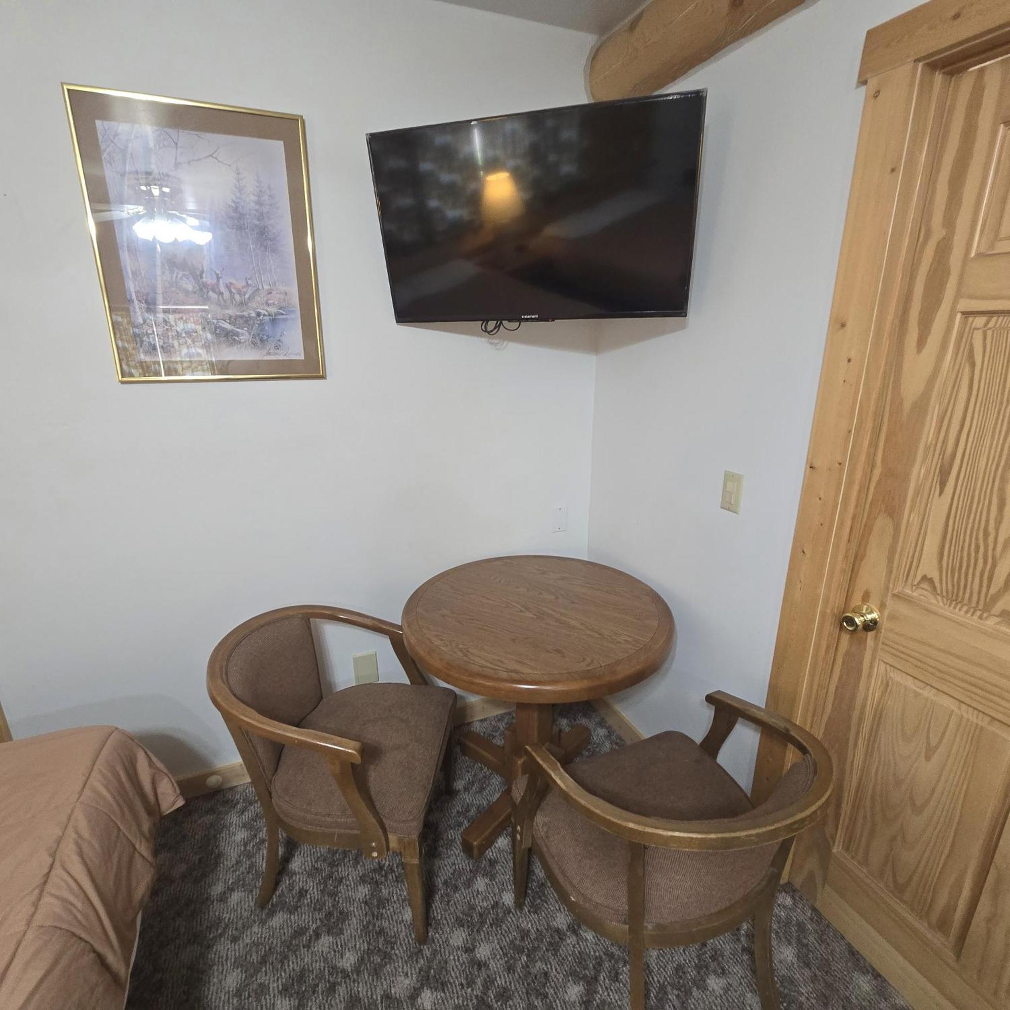 Deluxe Double Room,1604772884:JPEG