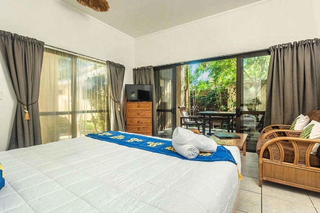 Studio with Garden View