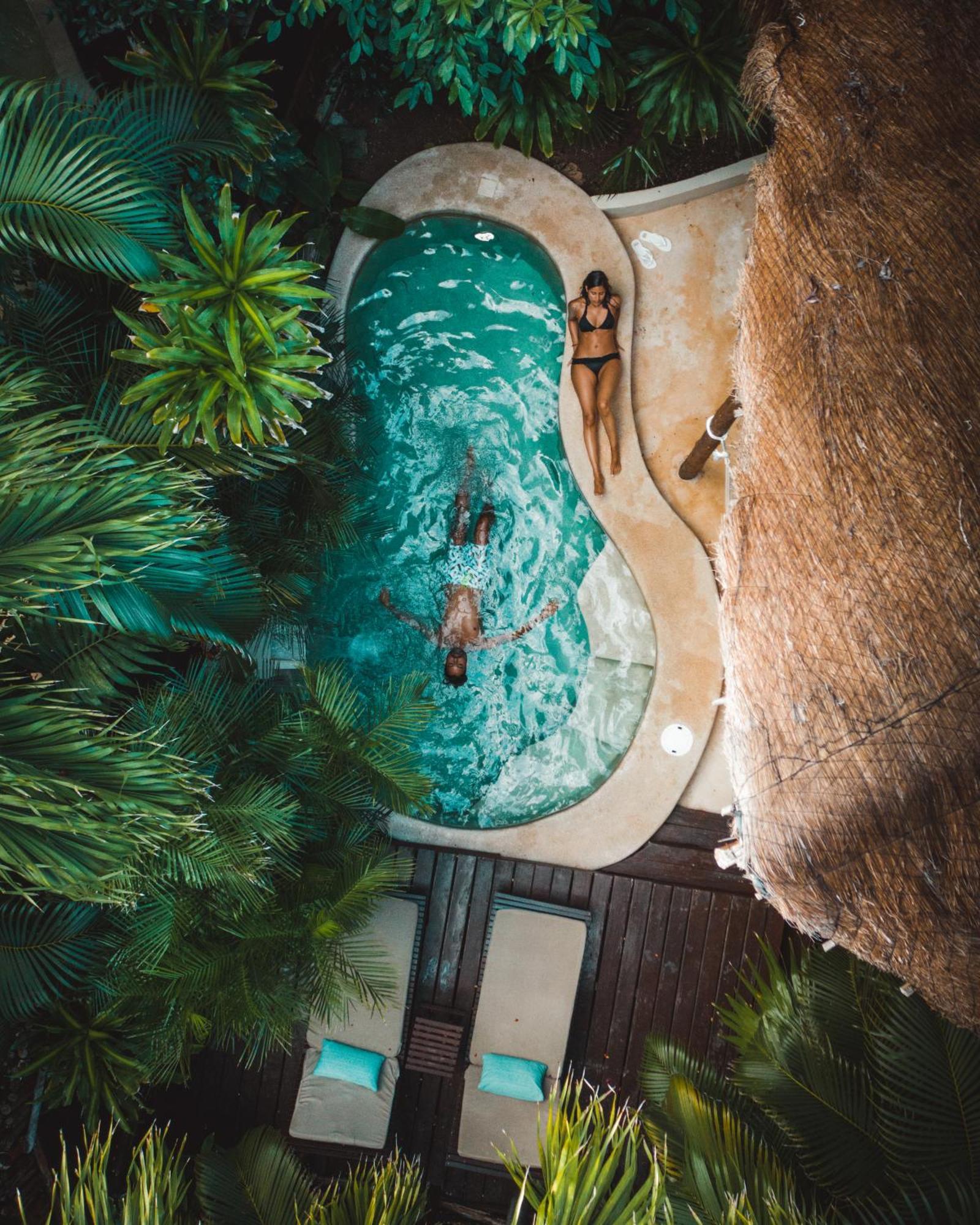 Luxury Villa,1611080768:JPEG