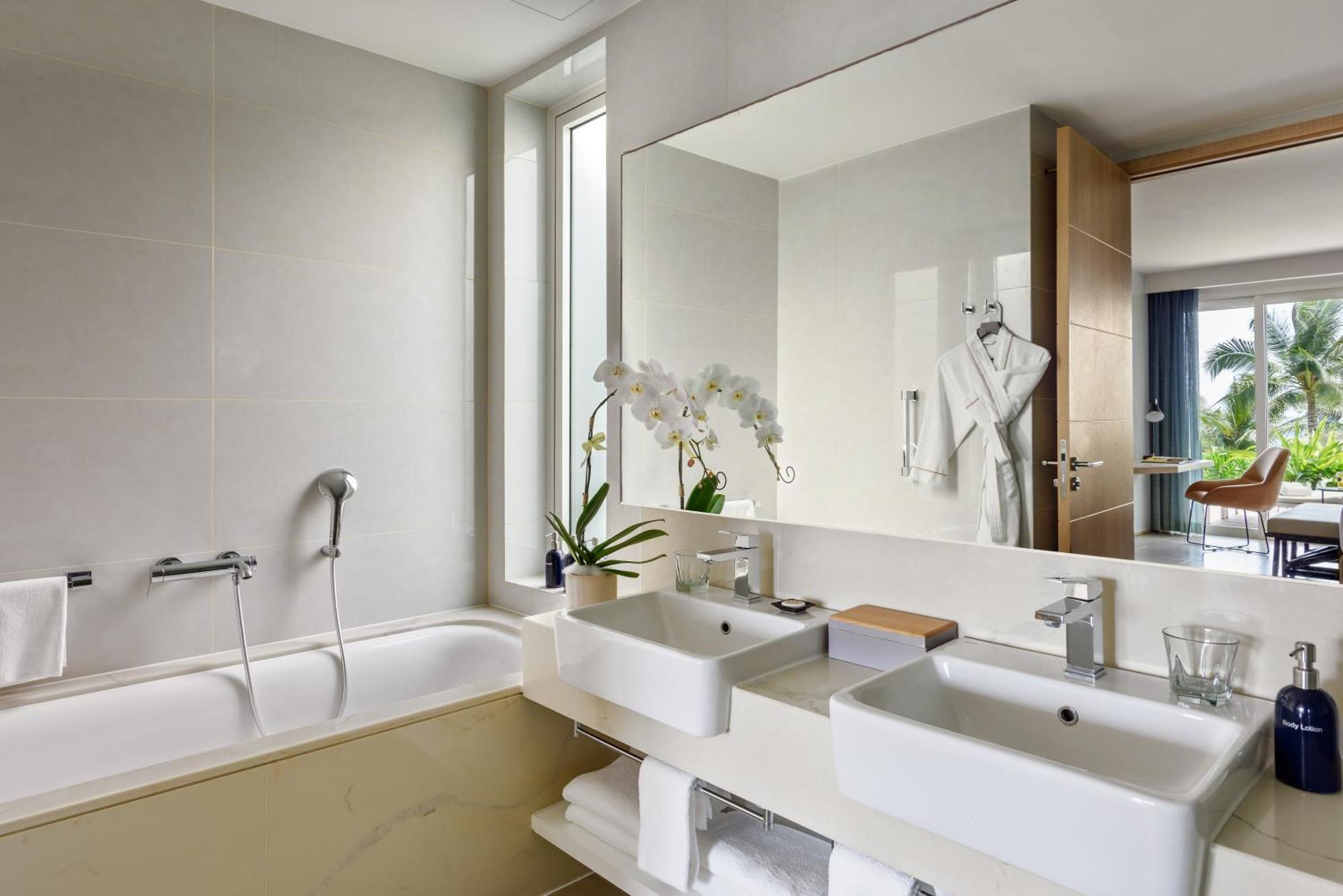 2 Bedrooms Villa, Private Pool, Ocean View - 1 King & 1 Twin