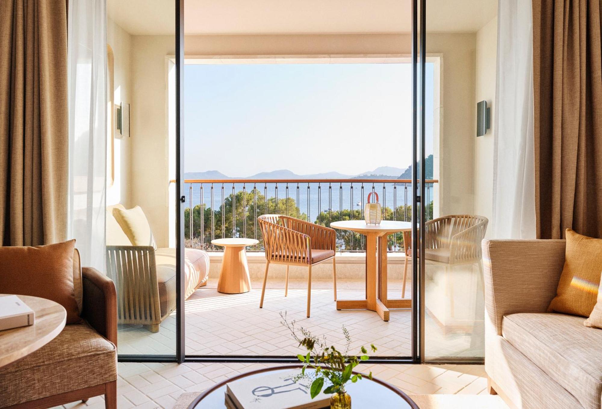 Sea View Suite,1613580193:JPEG