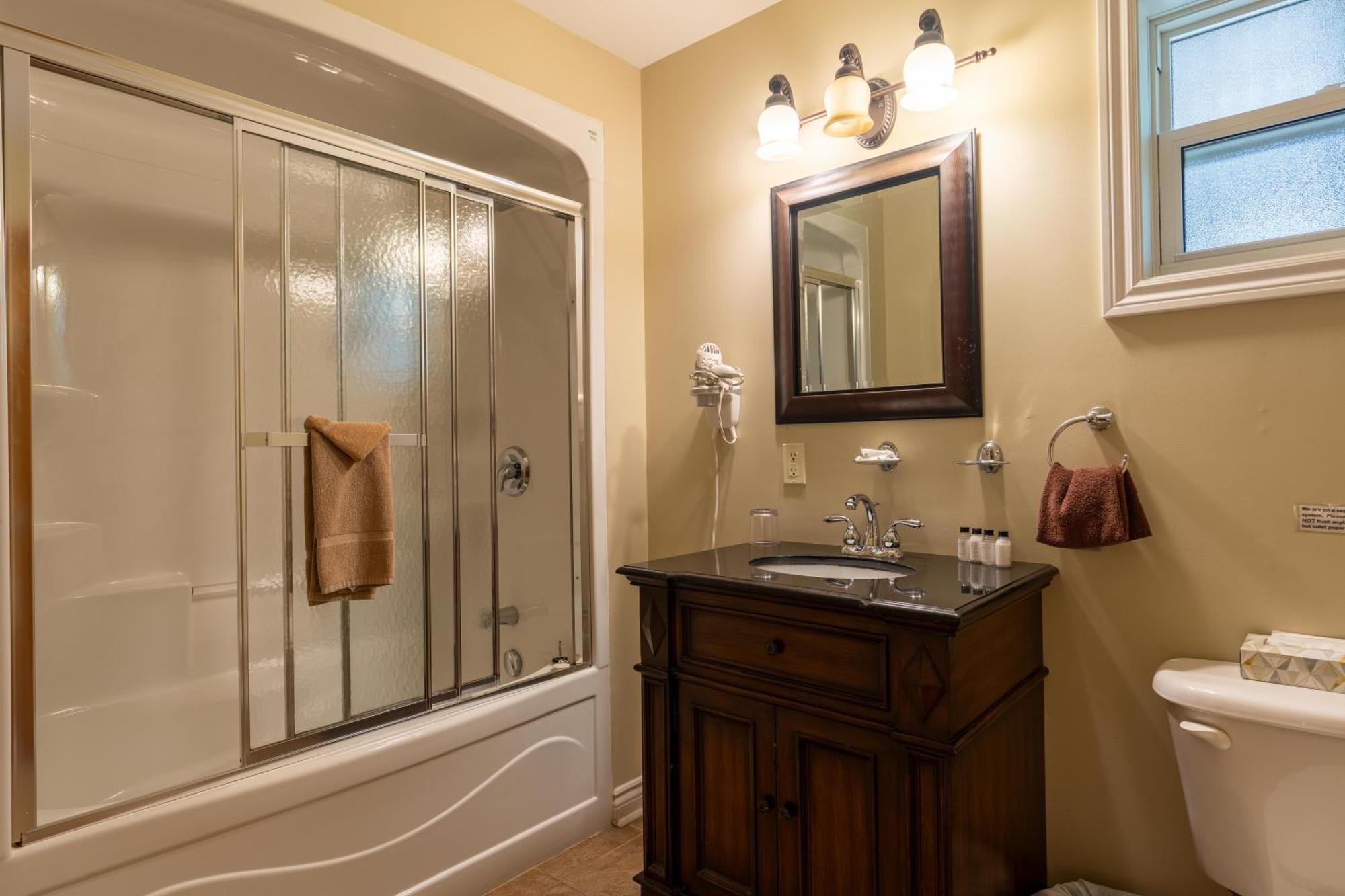 Luxury Cottage - Algonquin,1615406417:JPEG