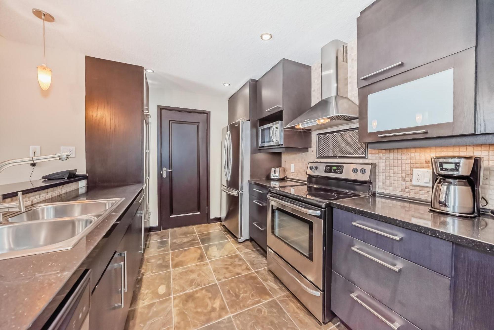 Two-Bedroom Suite,1616884130:JPEG