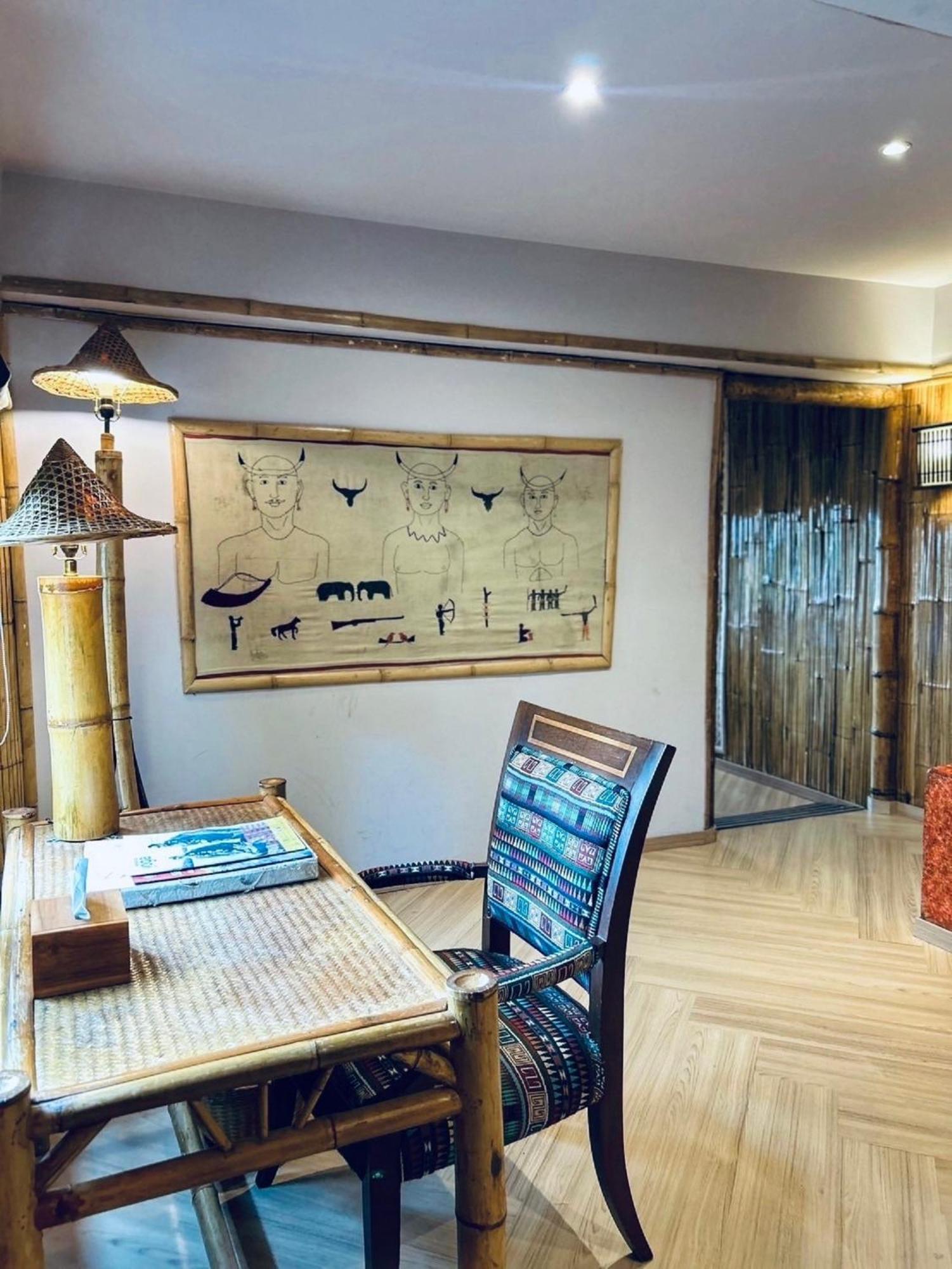 King Room with Mountain View,1617847997:JPEG